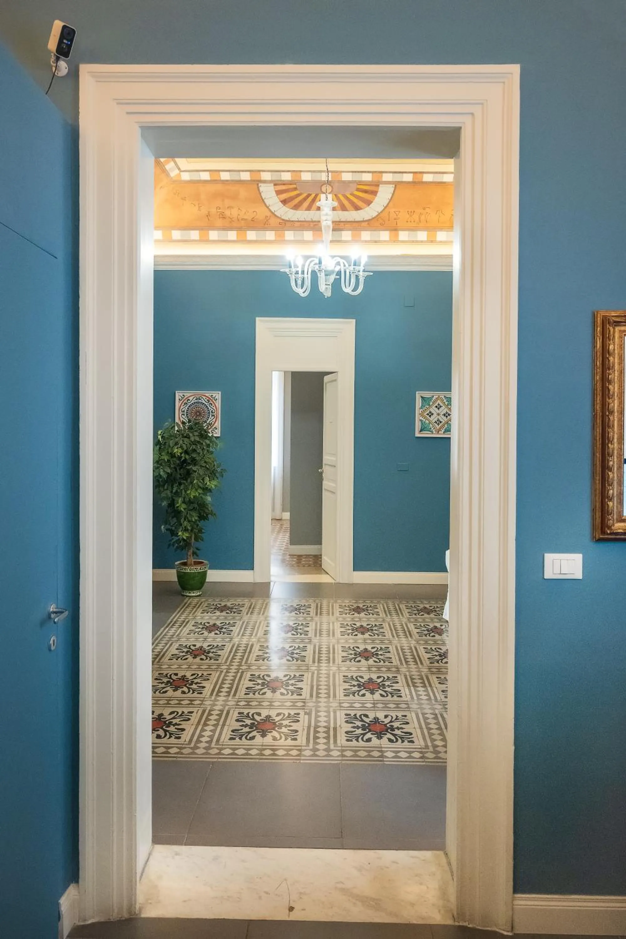 Communal lounge/ TV room in casa mo room and suite