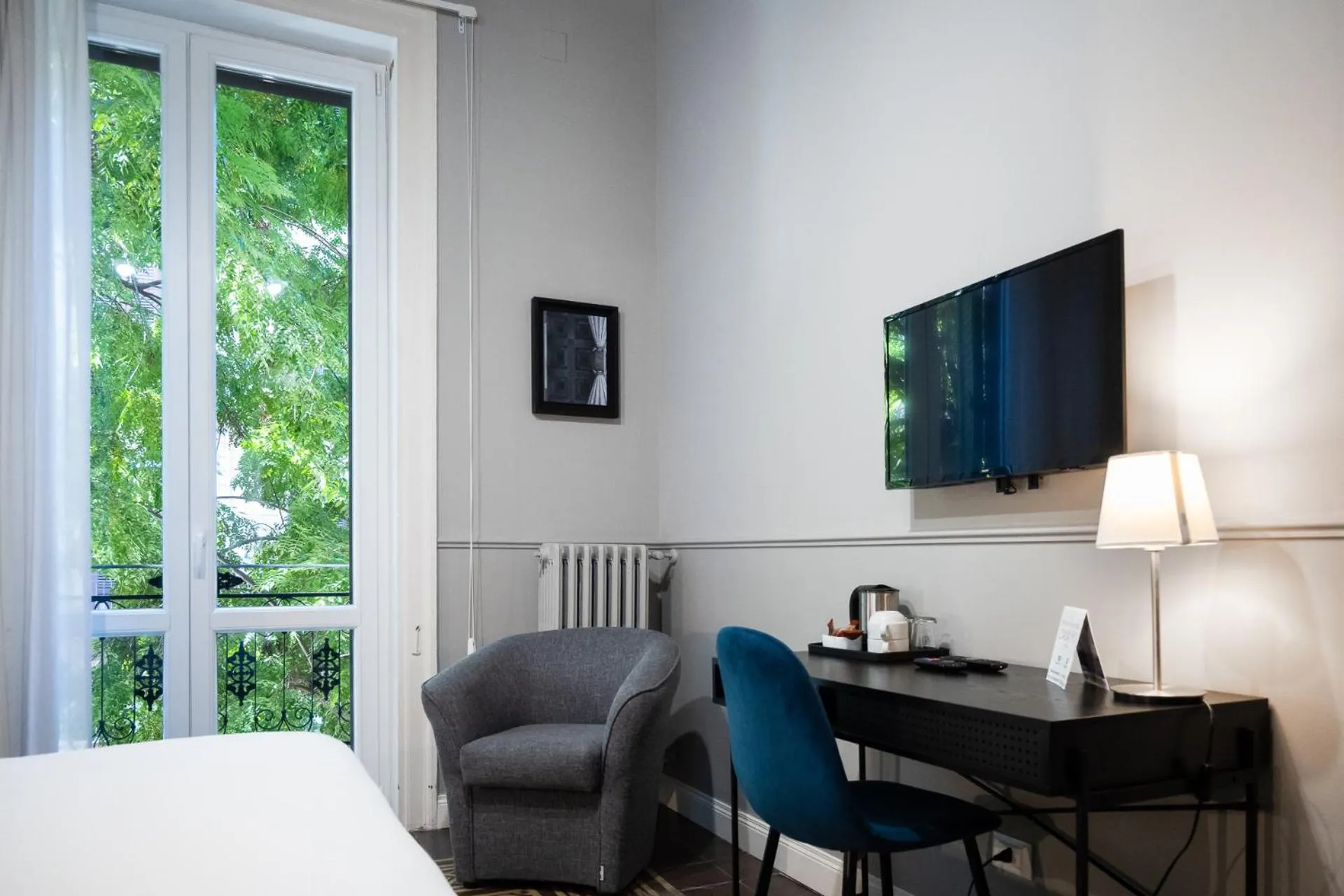 Bed in casa mo room and suite