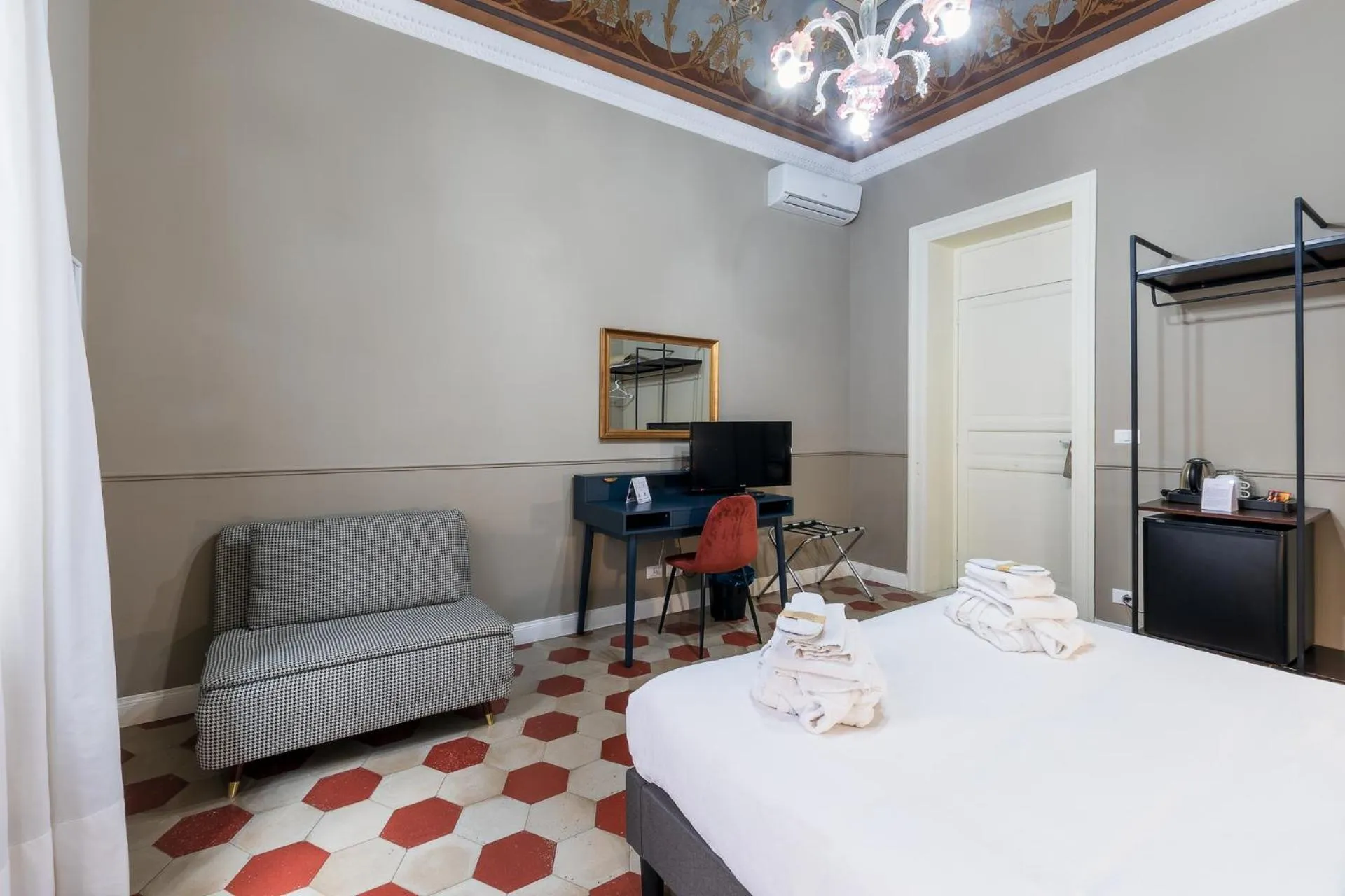 TV and multimedia, Bed in casa mo room and suite