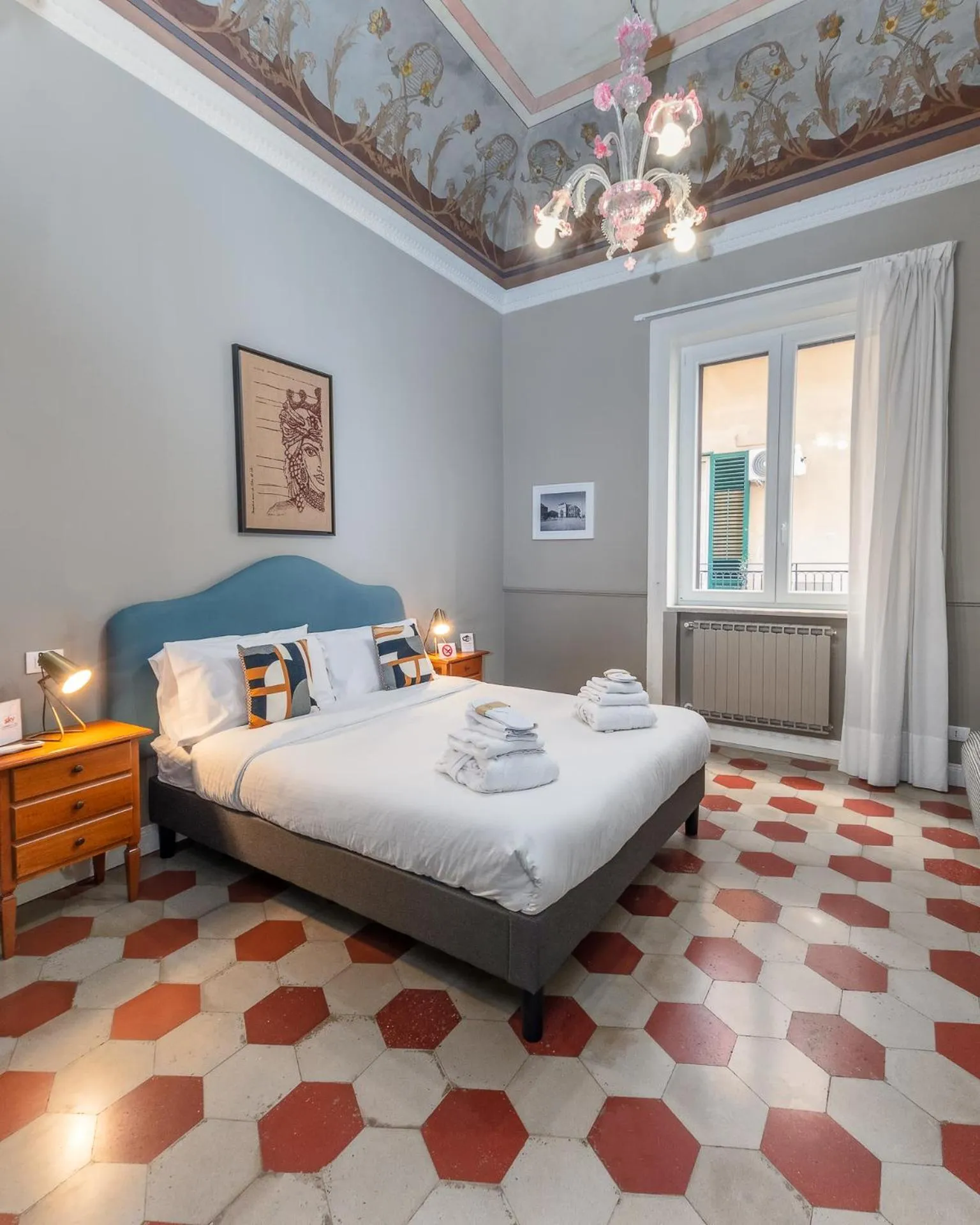 Bed in casa mo room and suite