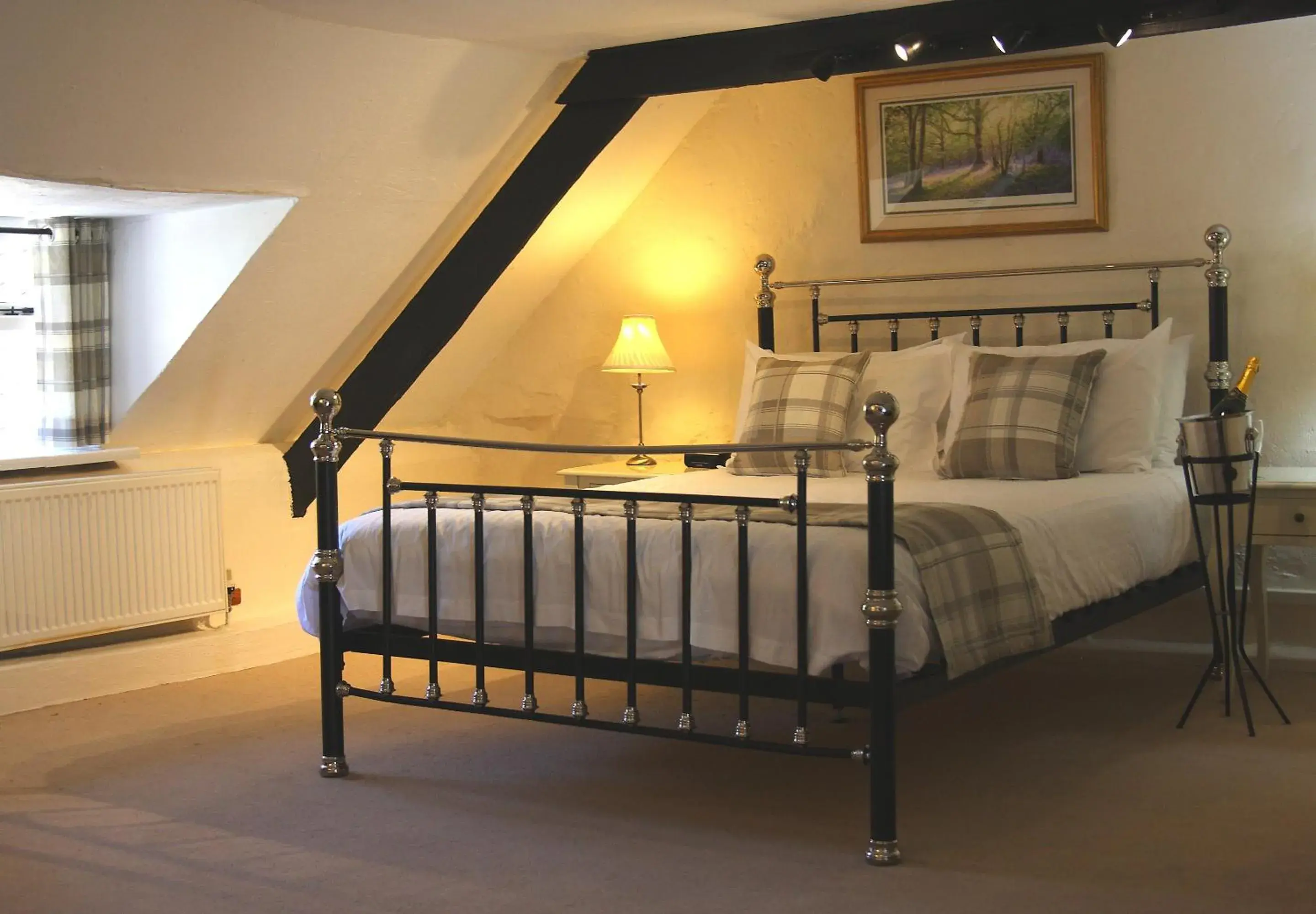 Bedroom, Bed in Bearslake Inn Bedroom, Bed in Bearslake Inn