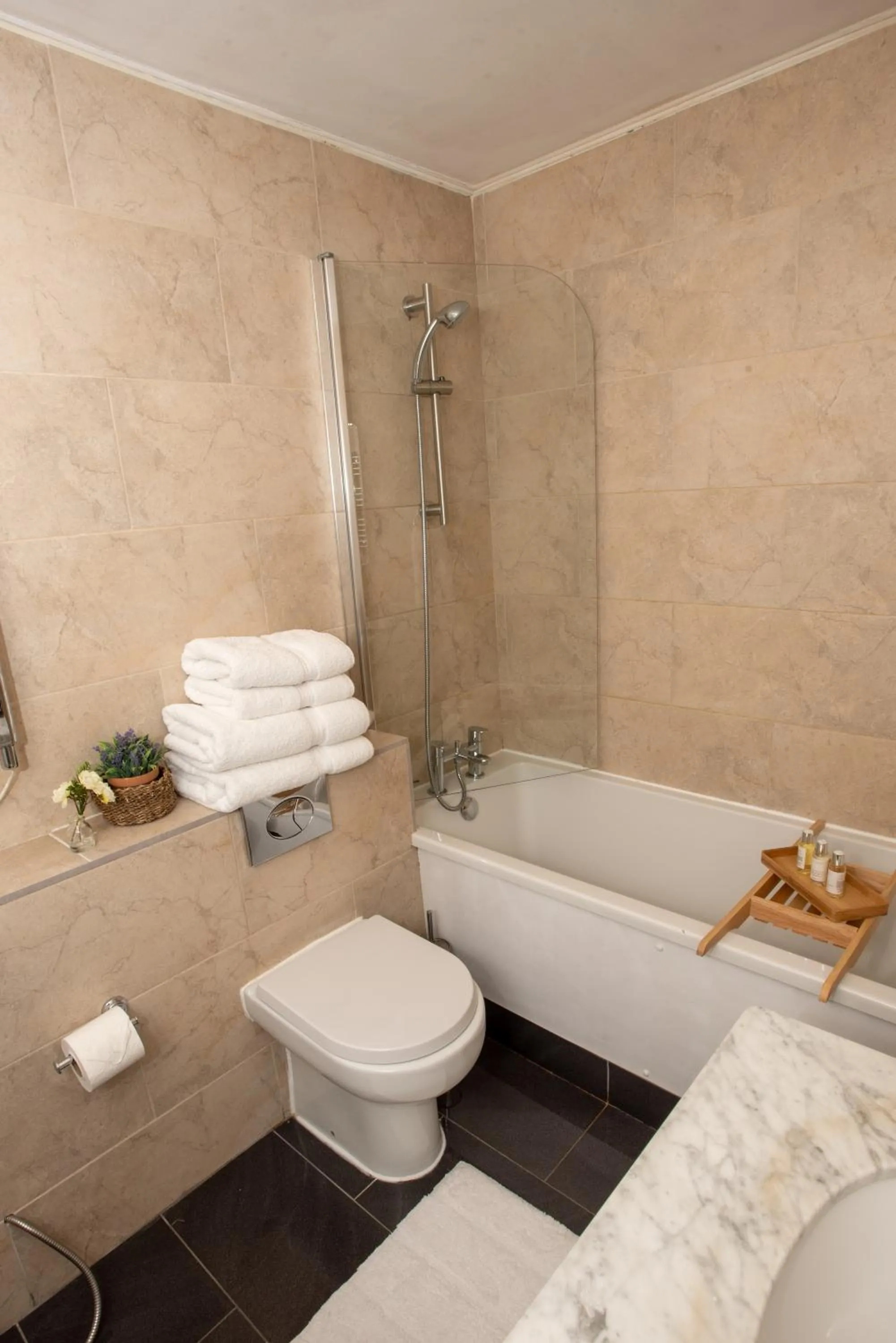 Bathroom in Park Lane Apartments - Clarges Street