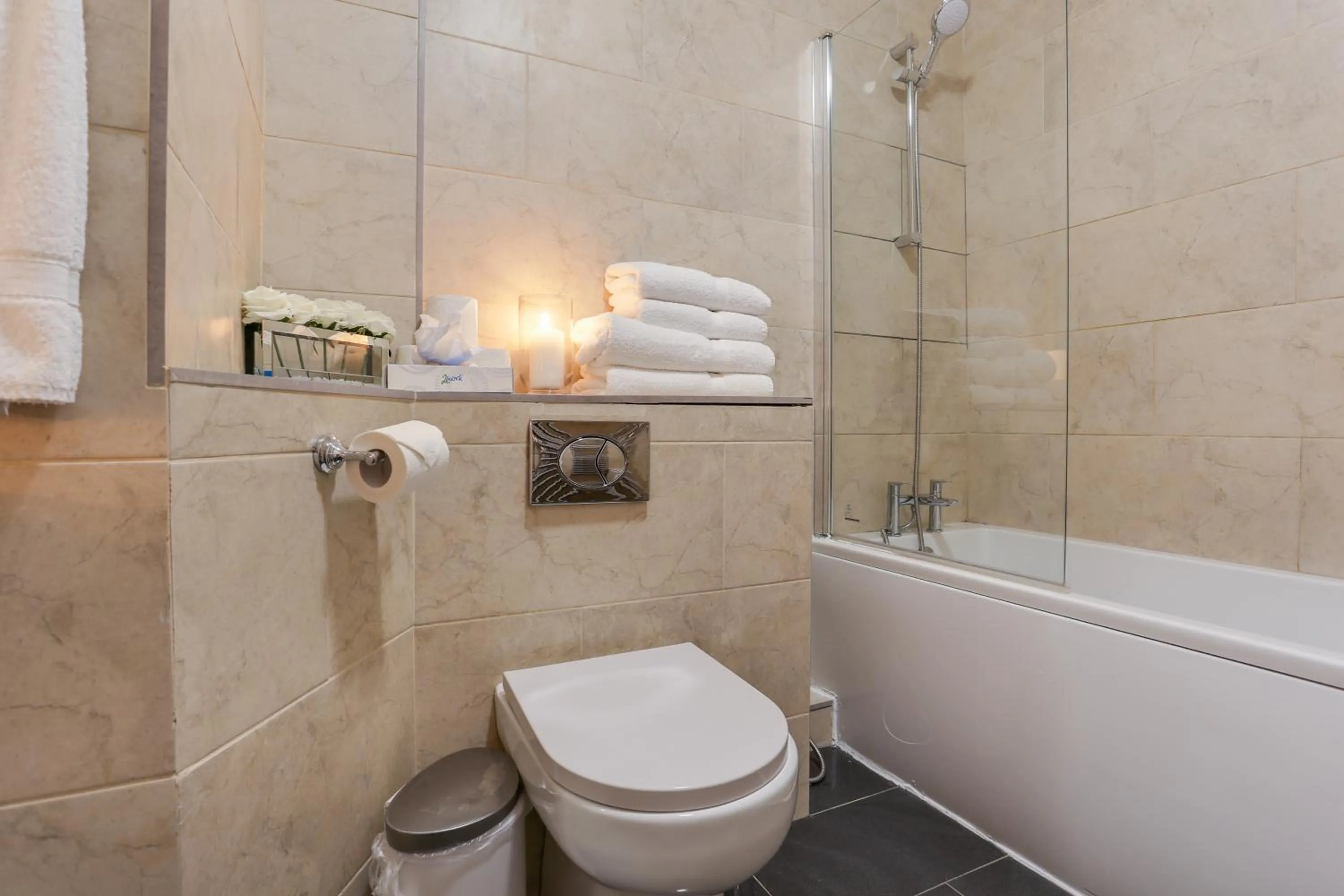 Bathroom in Park Lane Apartments - Clarges Street