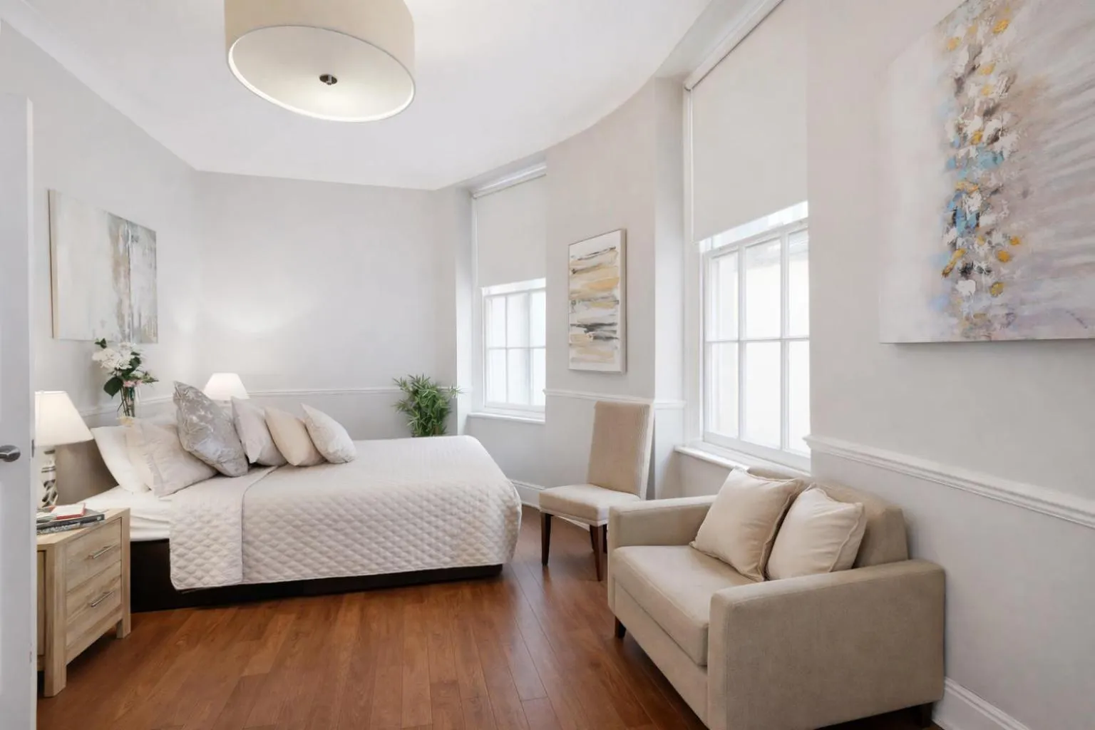 Bed in Park Lane Apartments - Clarges Street