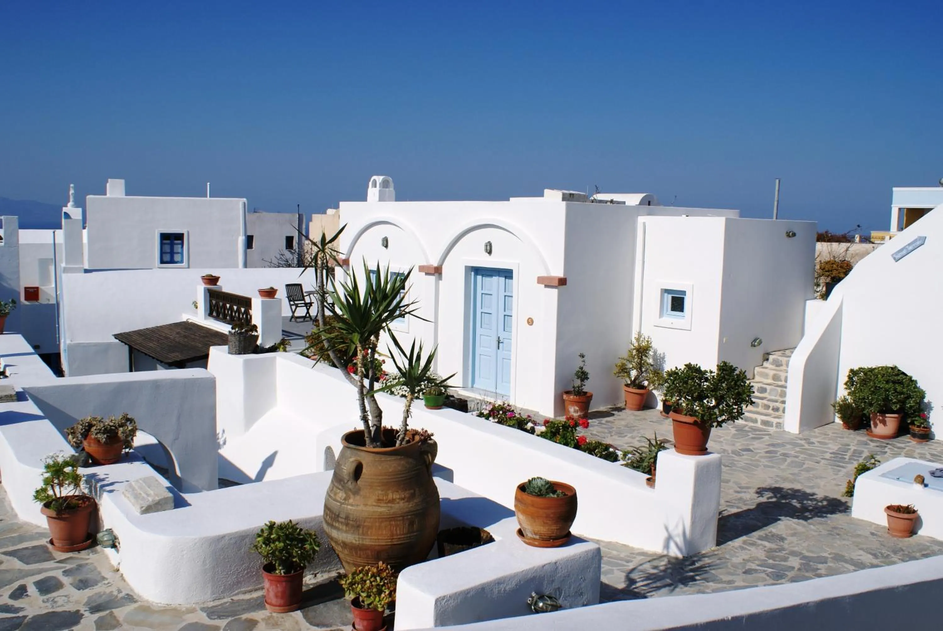 Property building in Aethrio Sunset Village - Oia