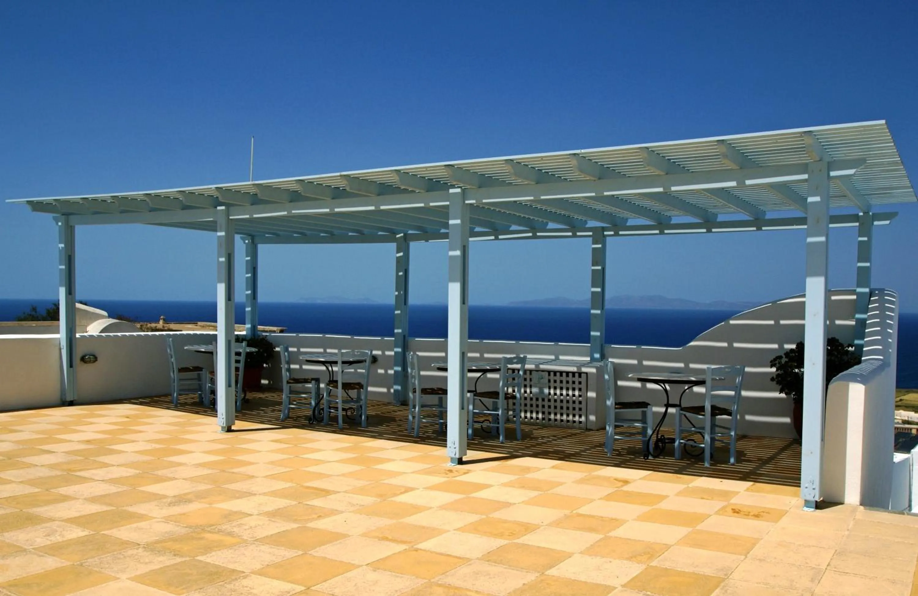 Patio in Aethrio Sunset Village - Oia