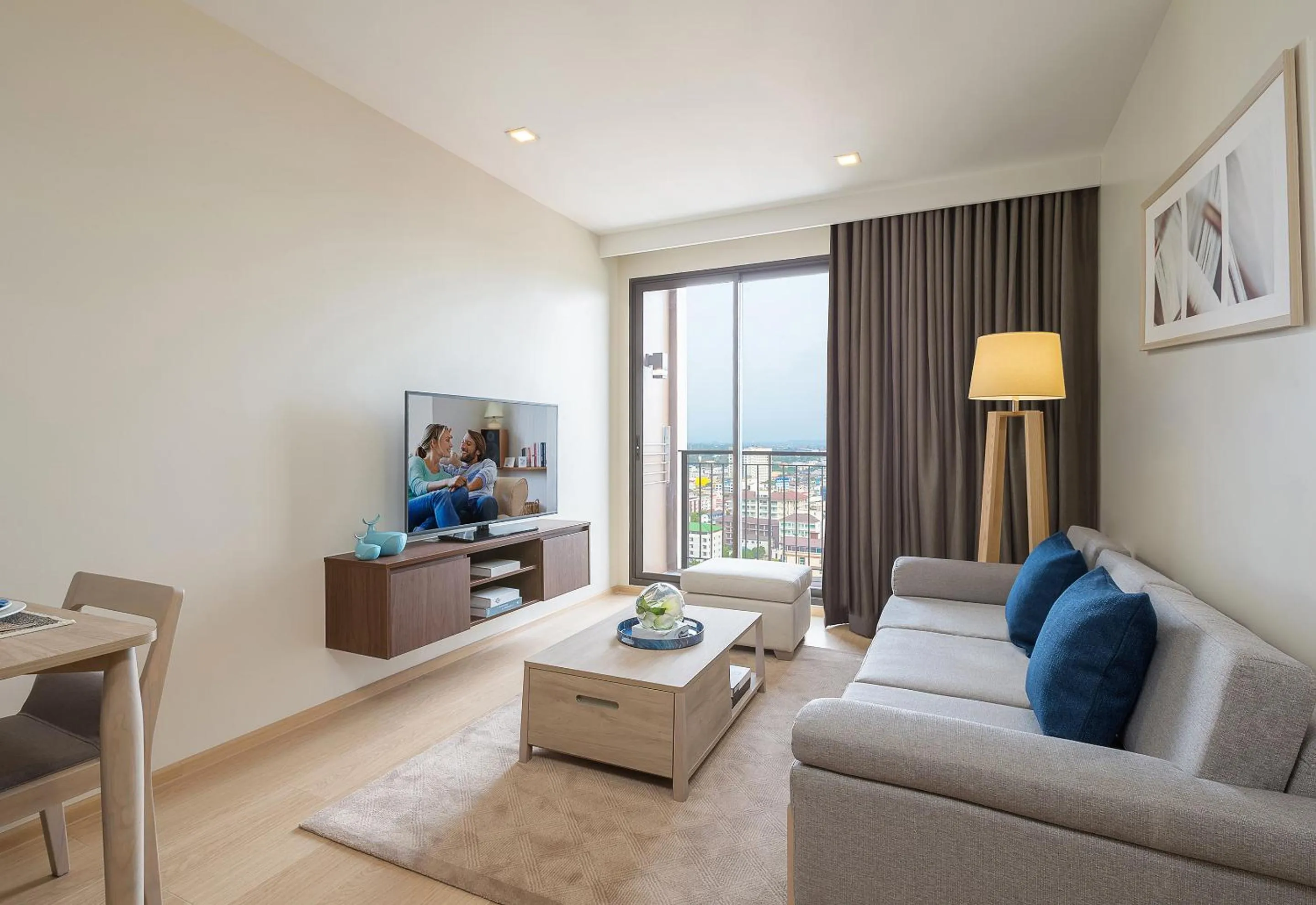 Seating area in Somerset Harbourview Sri Racha