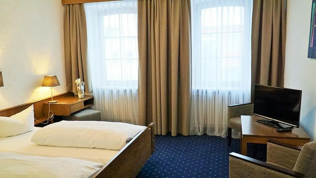 Bed in Hotel zum Goldenen Ochsen