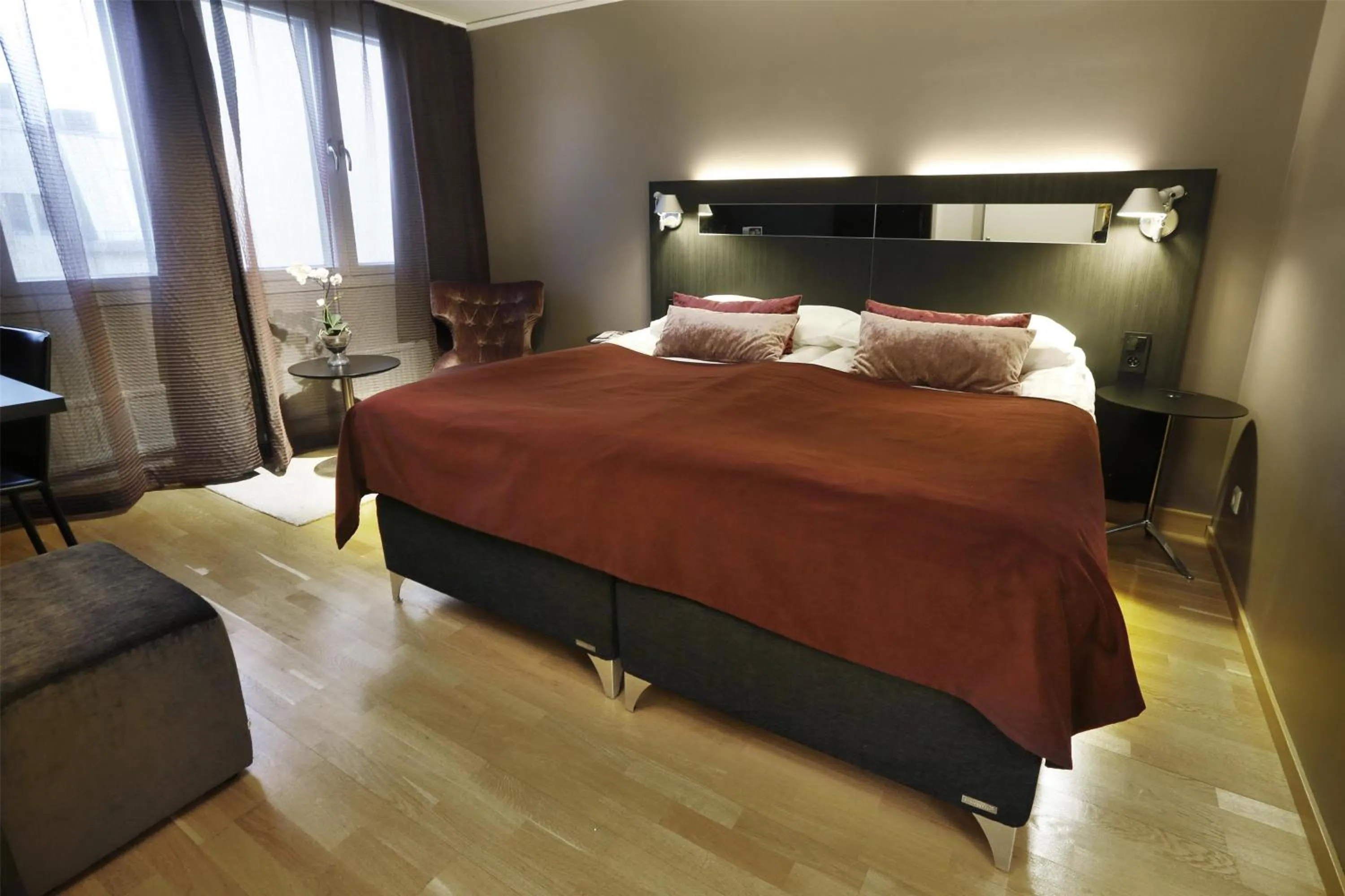 Bedroom, Bed in Scandic Uplandia