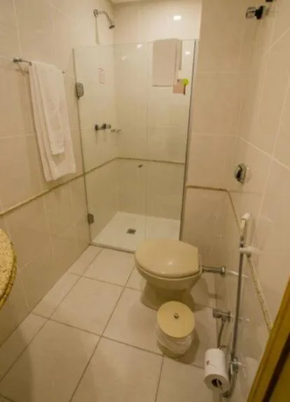 Shower in SJ Royal - San Juan Curitiba