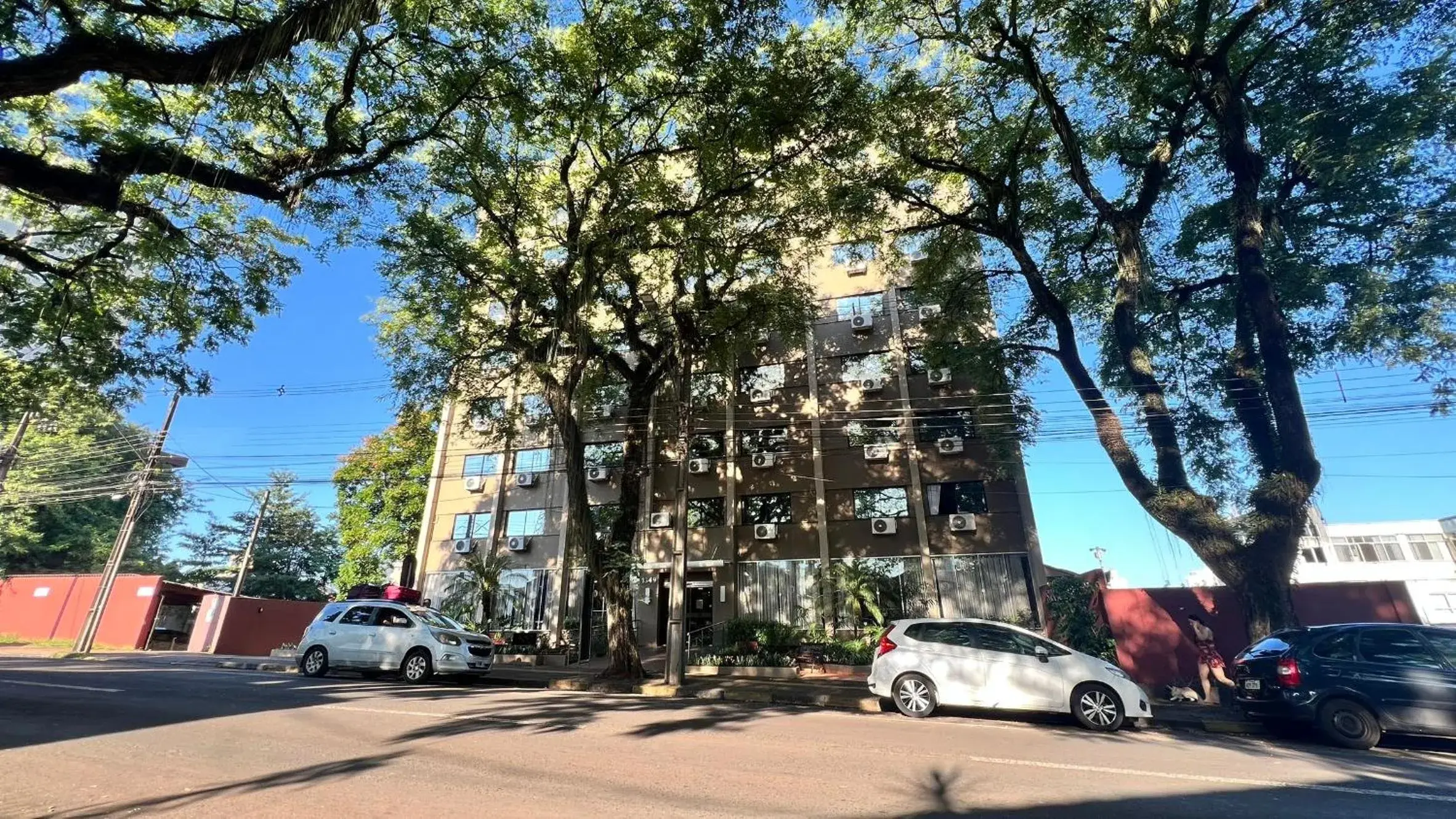 Facade/entrance in SJ Tour - San Juan Foz do Iguaçu Facade/entrance in SJ Tour - San Juan Foz do Iguaçu