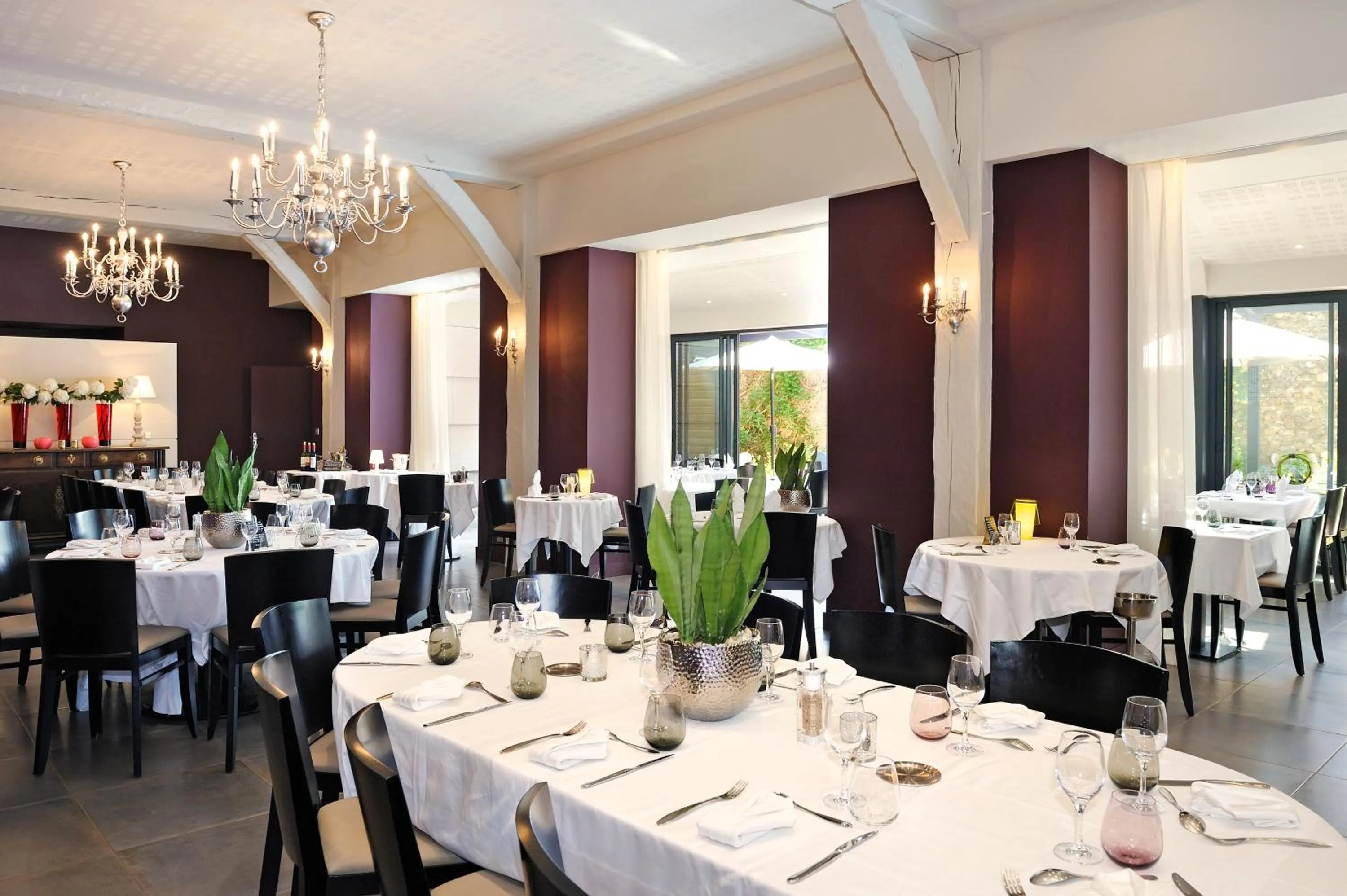 Restaurant/places to eat in Logis Hotels Restaurant le SAINT-JACQUES -Cloyes les 3 Rivieres