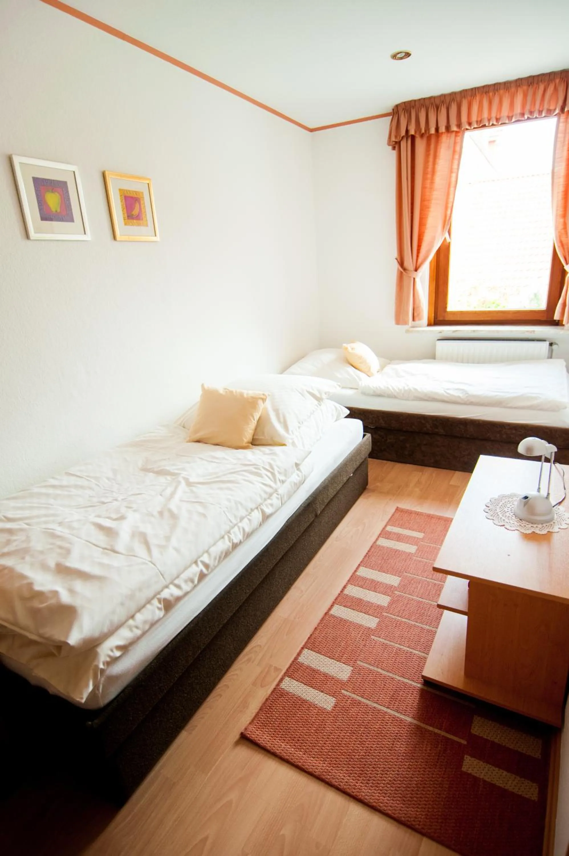 Bed in Ferienapartments Schnibbe