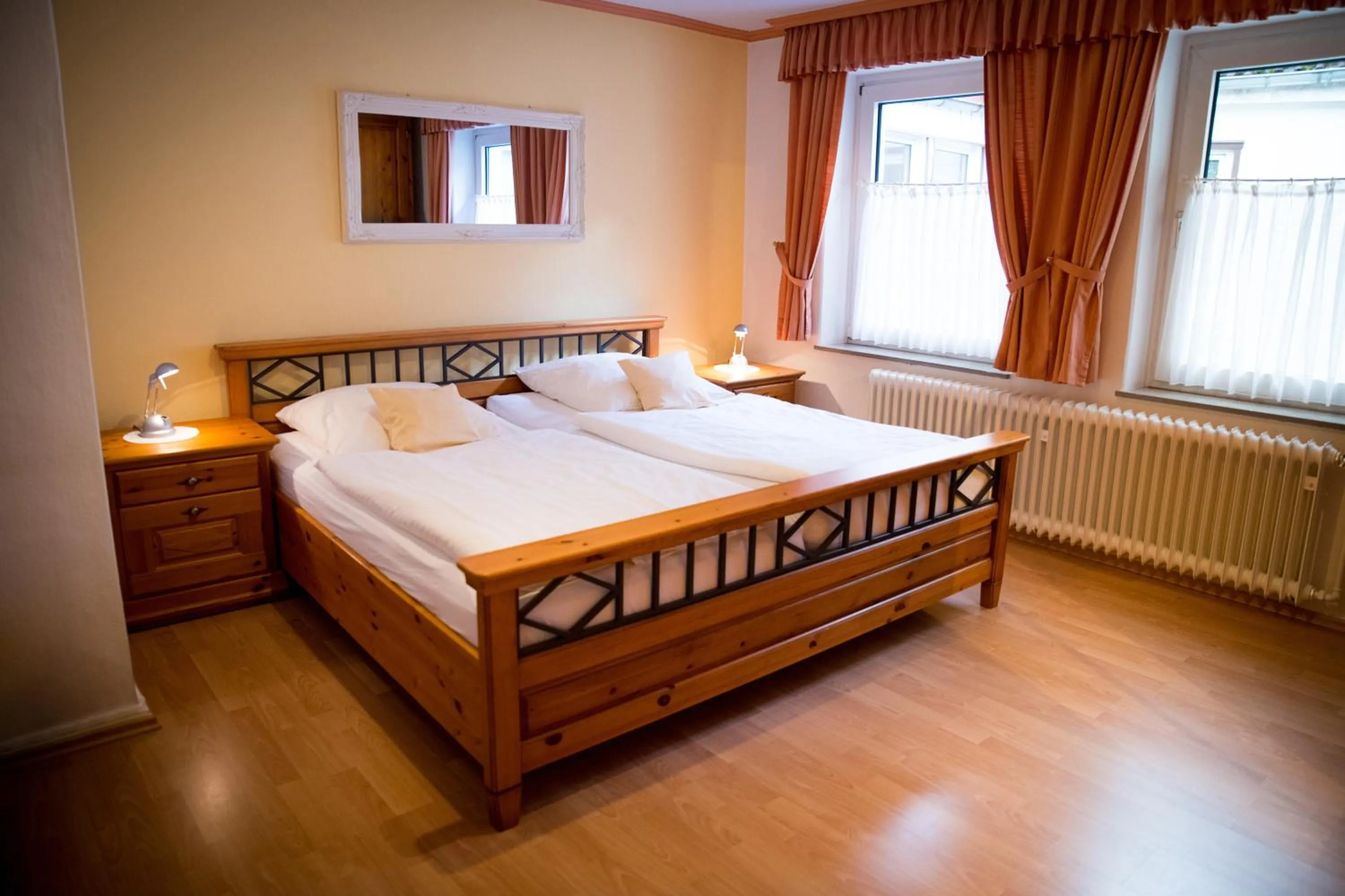Bed in Ferienapartments Schnibbe