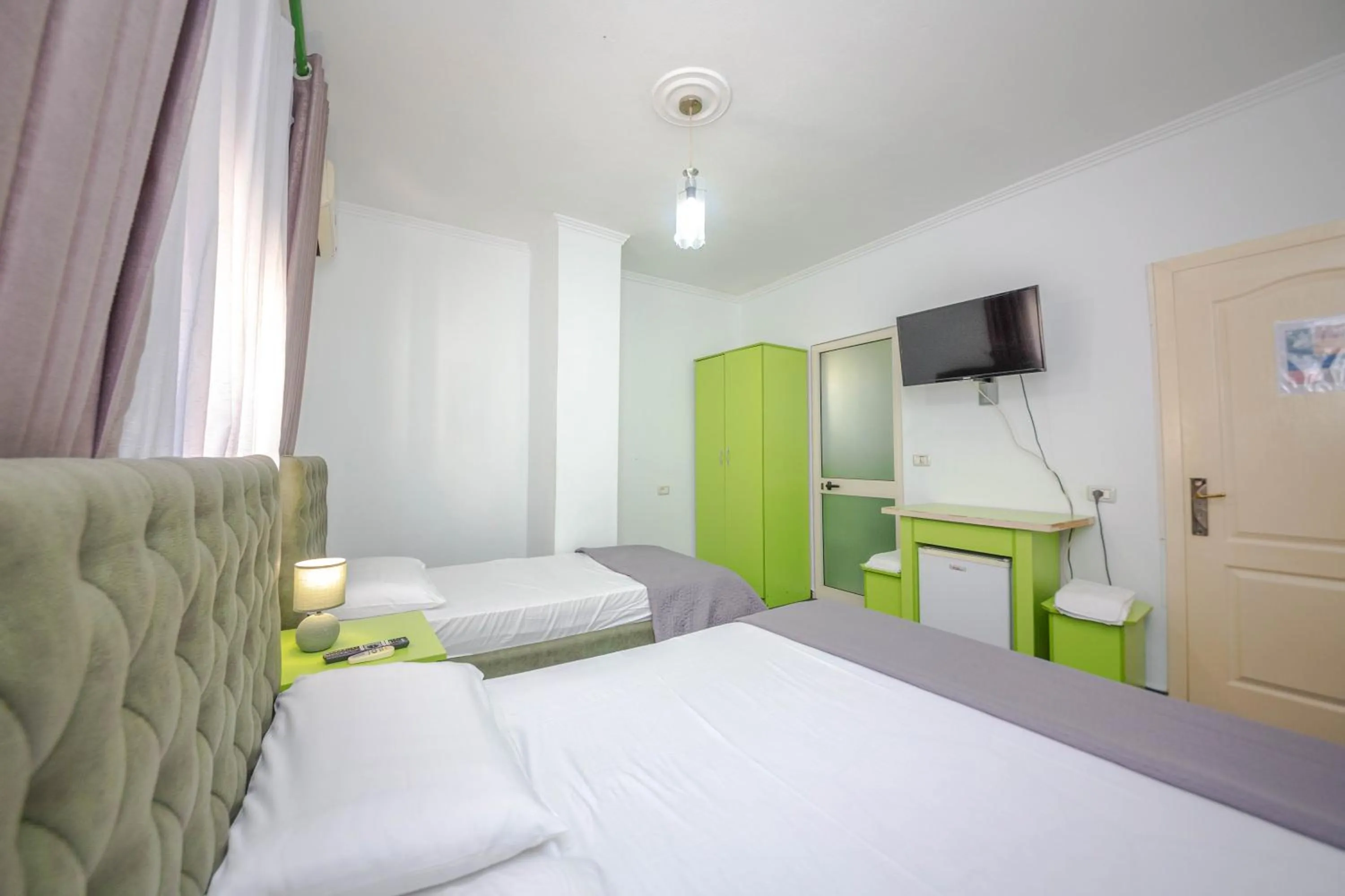 Bedroom, Bed in Hotel 3A