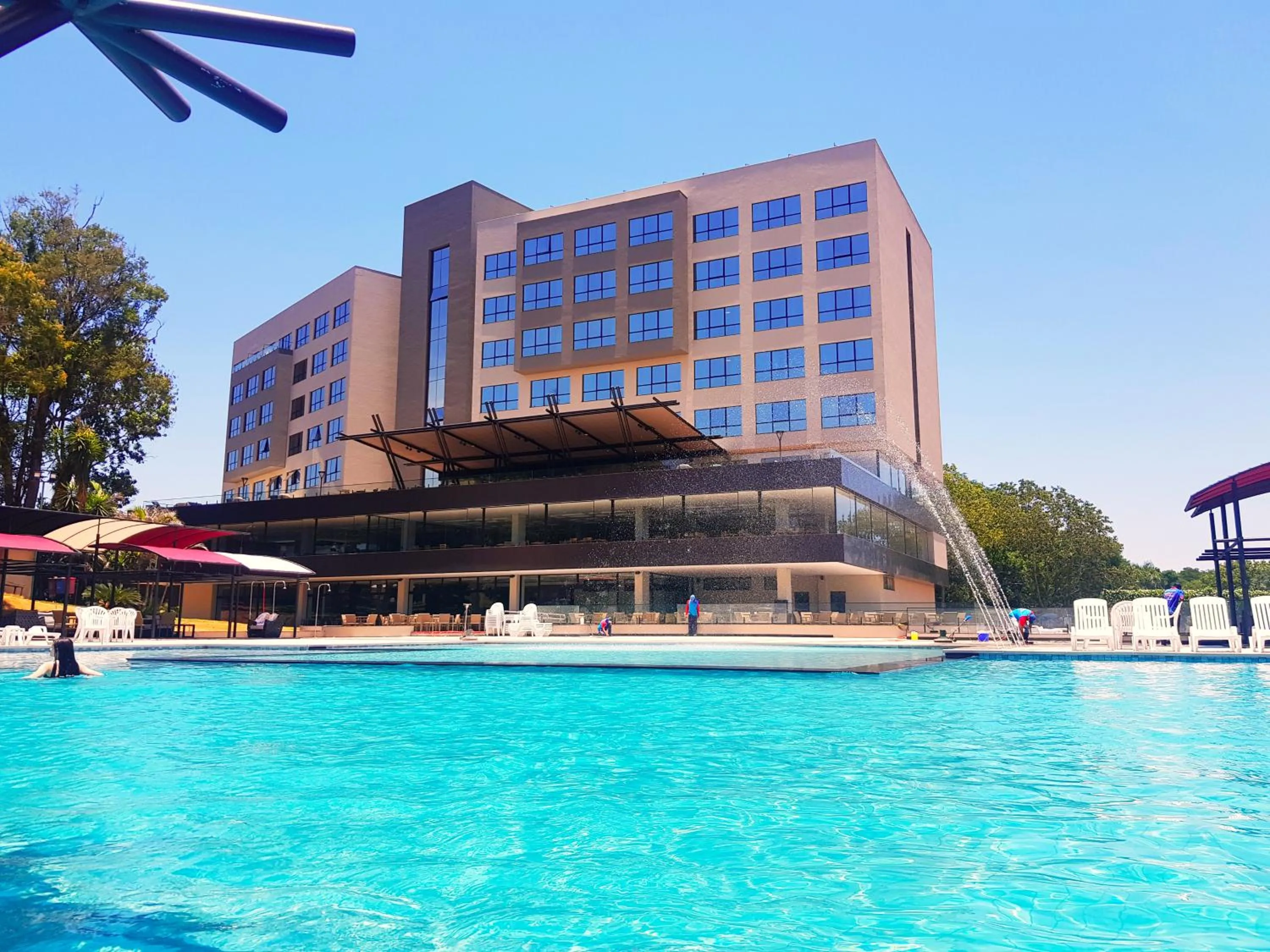 Property building in Complexo Eco Cataratas Resort by SJ