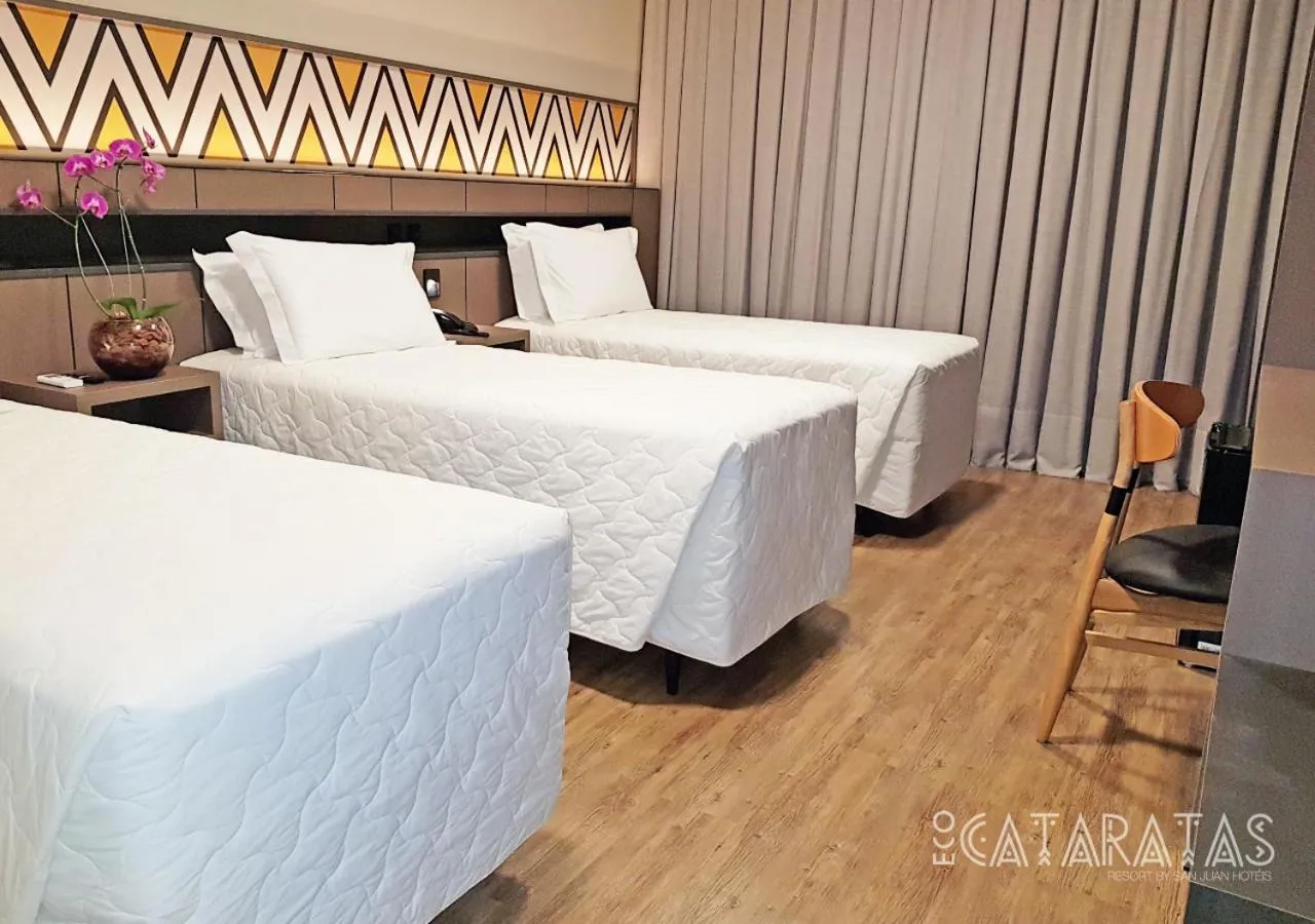 Bed in Complexo Eco Cataratas Resort by SJ