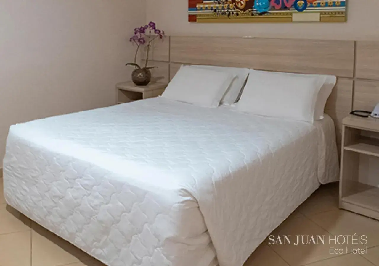 Property logo or sign, Bed in Complexo Eco Cataratas Resort by SJ Property logo or sign, Bed in Complexo Eco Cataratas Resort by SJ