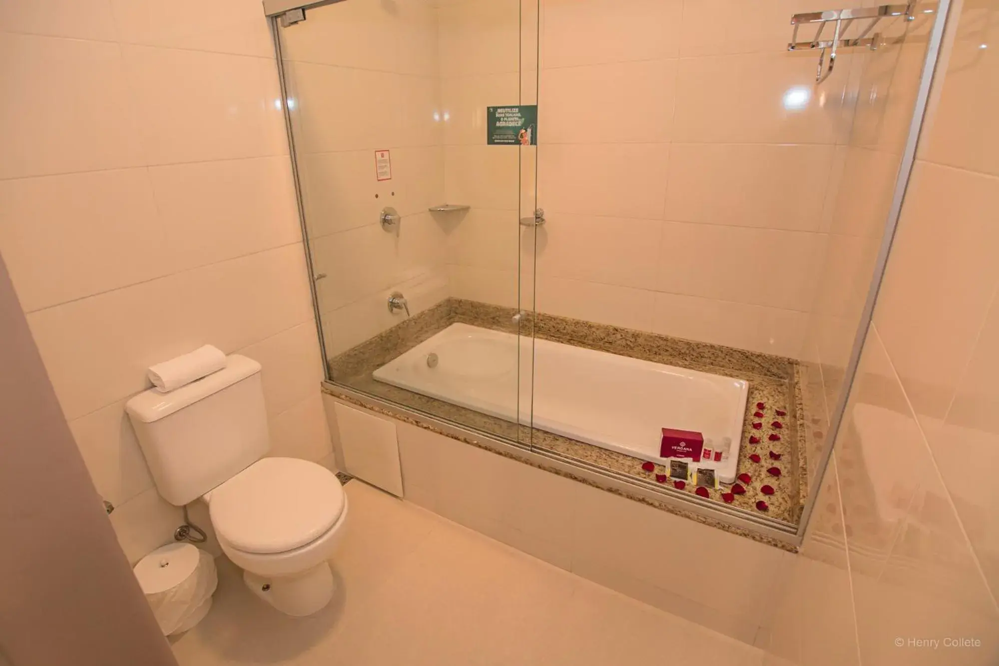 Bathroom in SJ Jaguariaíva - San Juan Jaguariaíva Bathroom in SJ Jaguariaíva - San Juan Jaguariaíva