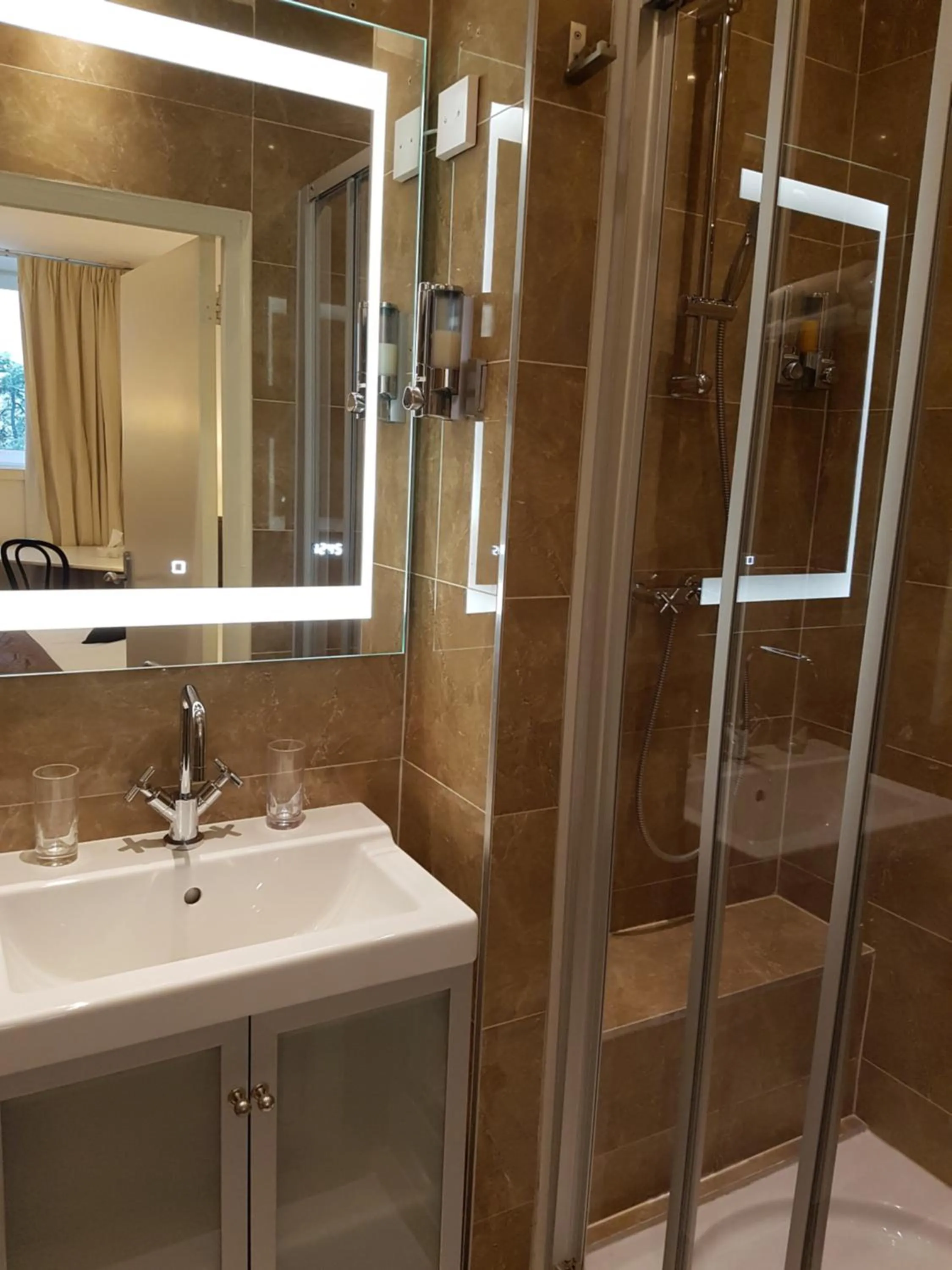 Bathroom in B&B Wladimir Studios