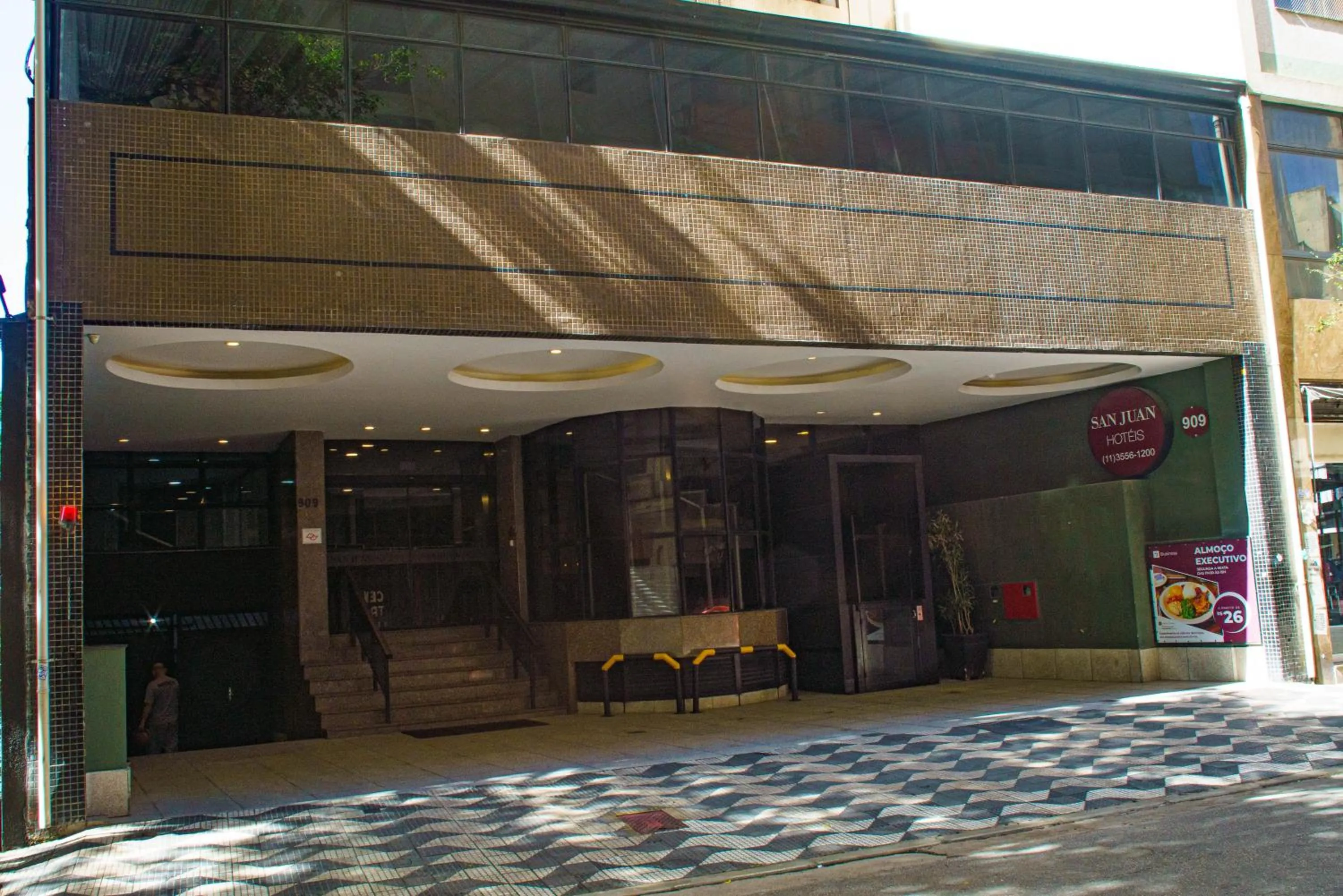 Facade/entrance in SJ Business - San Juan São Paulo