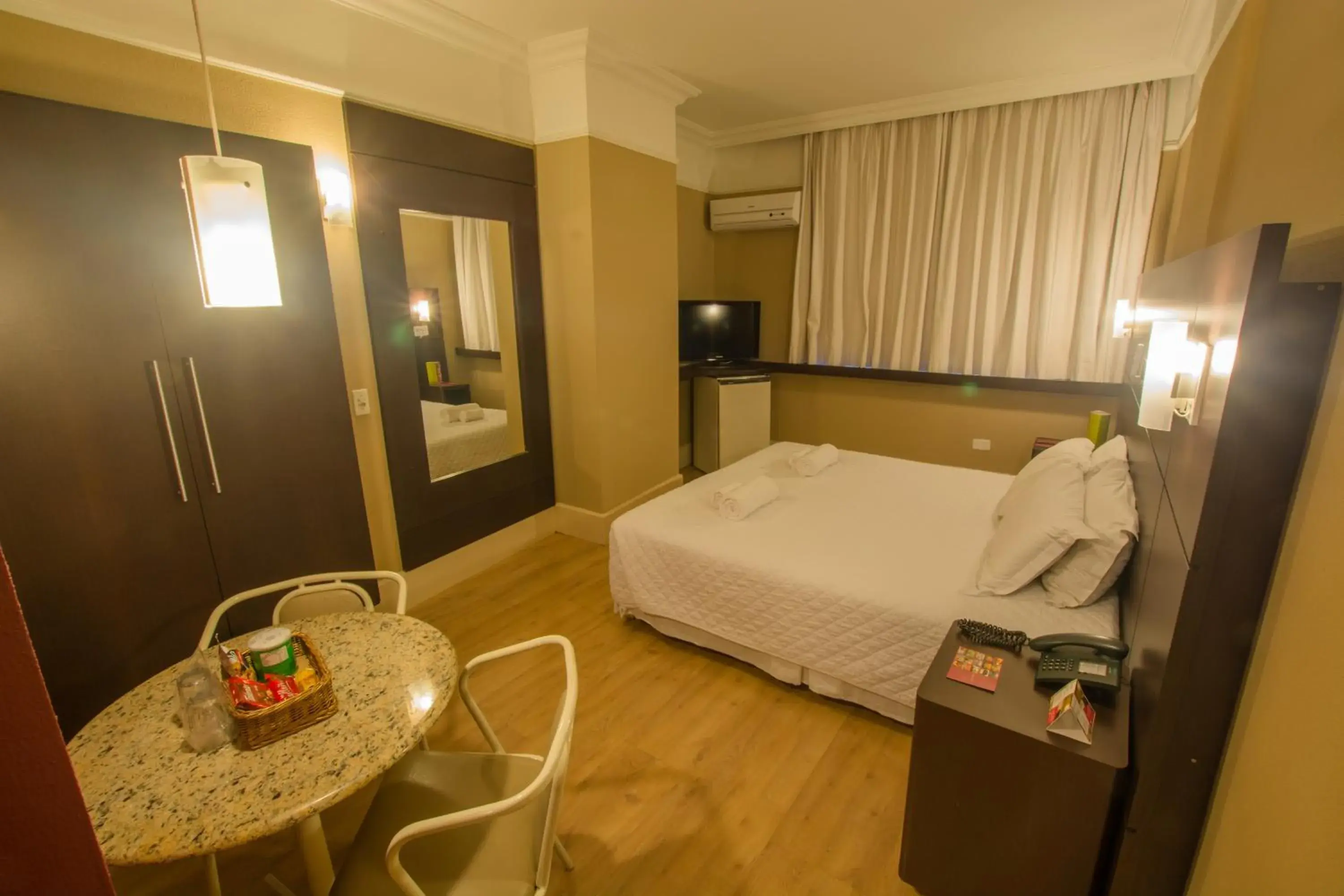 Bed in SJ Business - San Juan São Paulo Bed in SJ Business - San Juan São Paulo