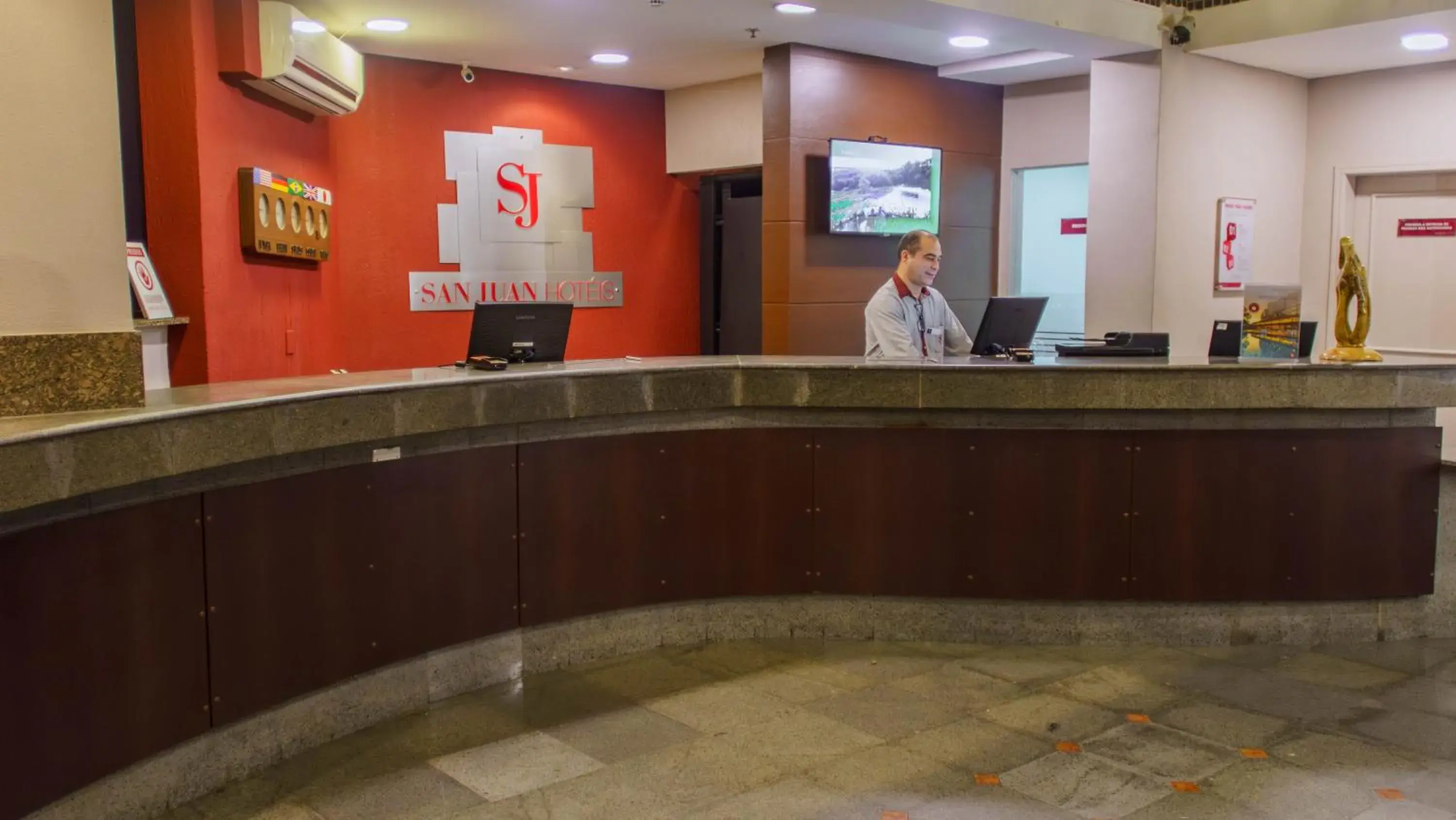 Lobby or reception in SJ Business - San Juan São Paulo Lobby or reception in SJ Business - San Juan São Paulo