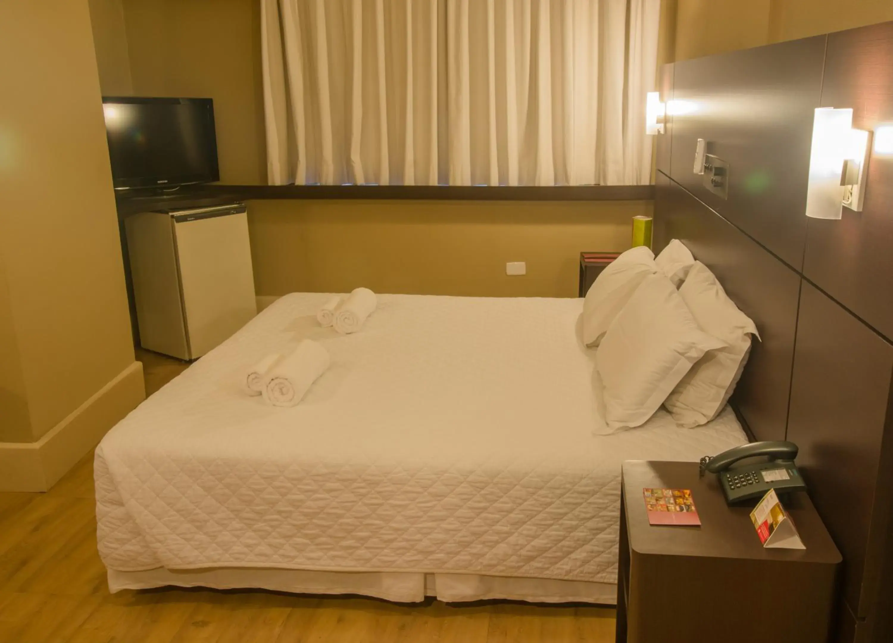 Bed in SJ Business - San Juan São Paulo Bed in SJ Business - San Juan São Paulo