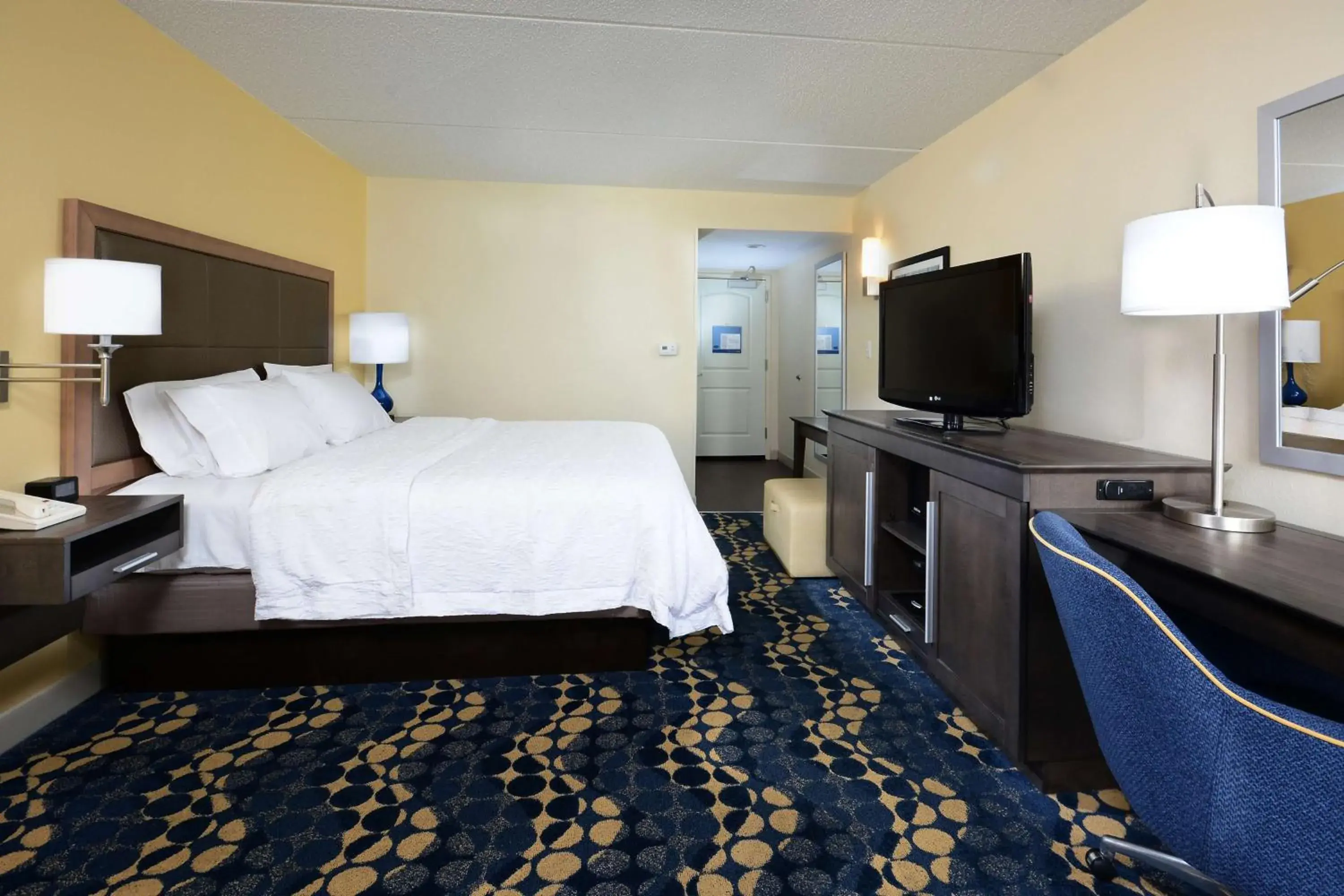 Bedroom, Bed in Hampton Inn Roxboro Bedroom, Bed in Hampton Inn Roxboro