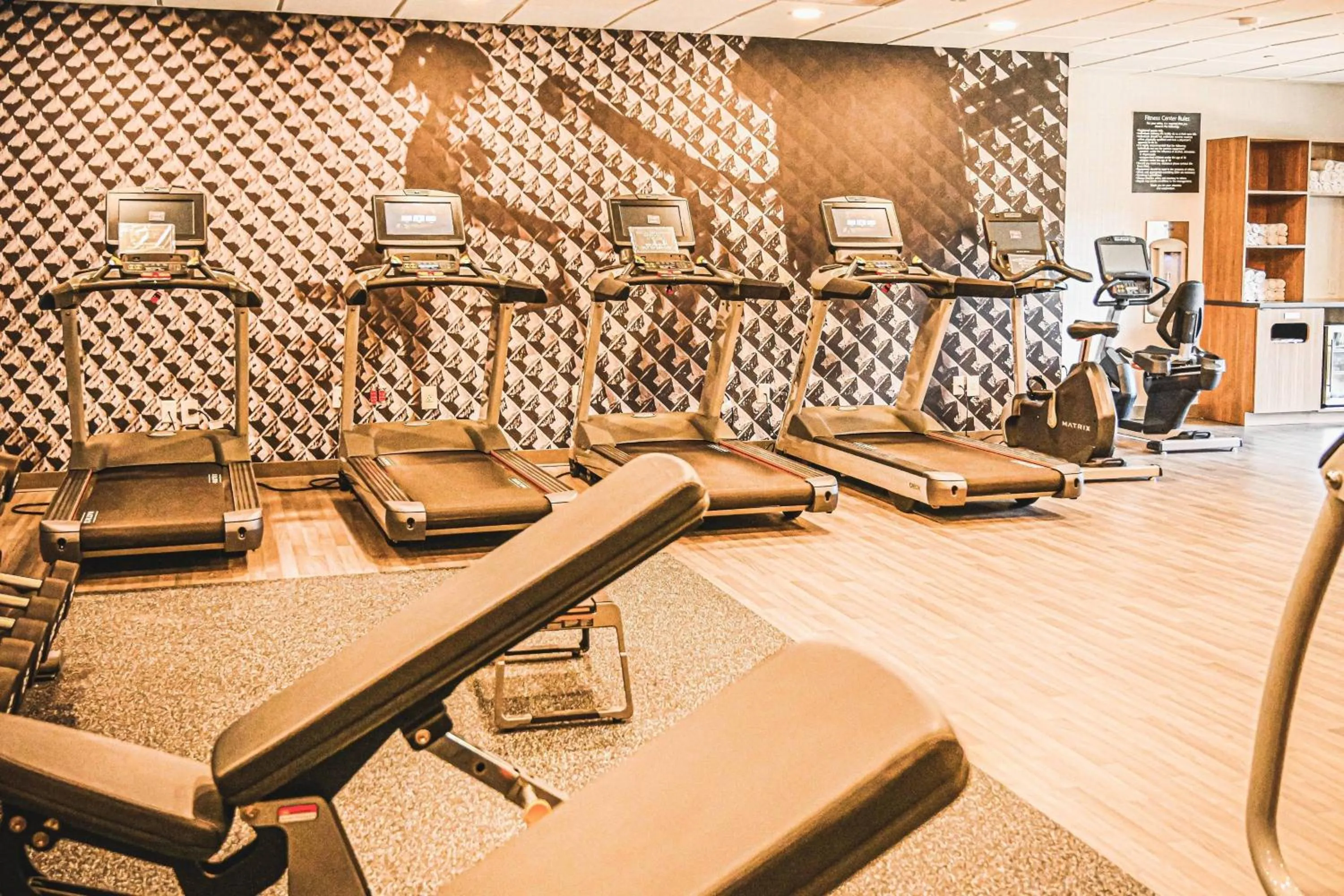 Fitness centre/facilities in Delta Hotels by Marriott Cincinnati Sharonville