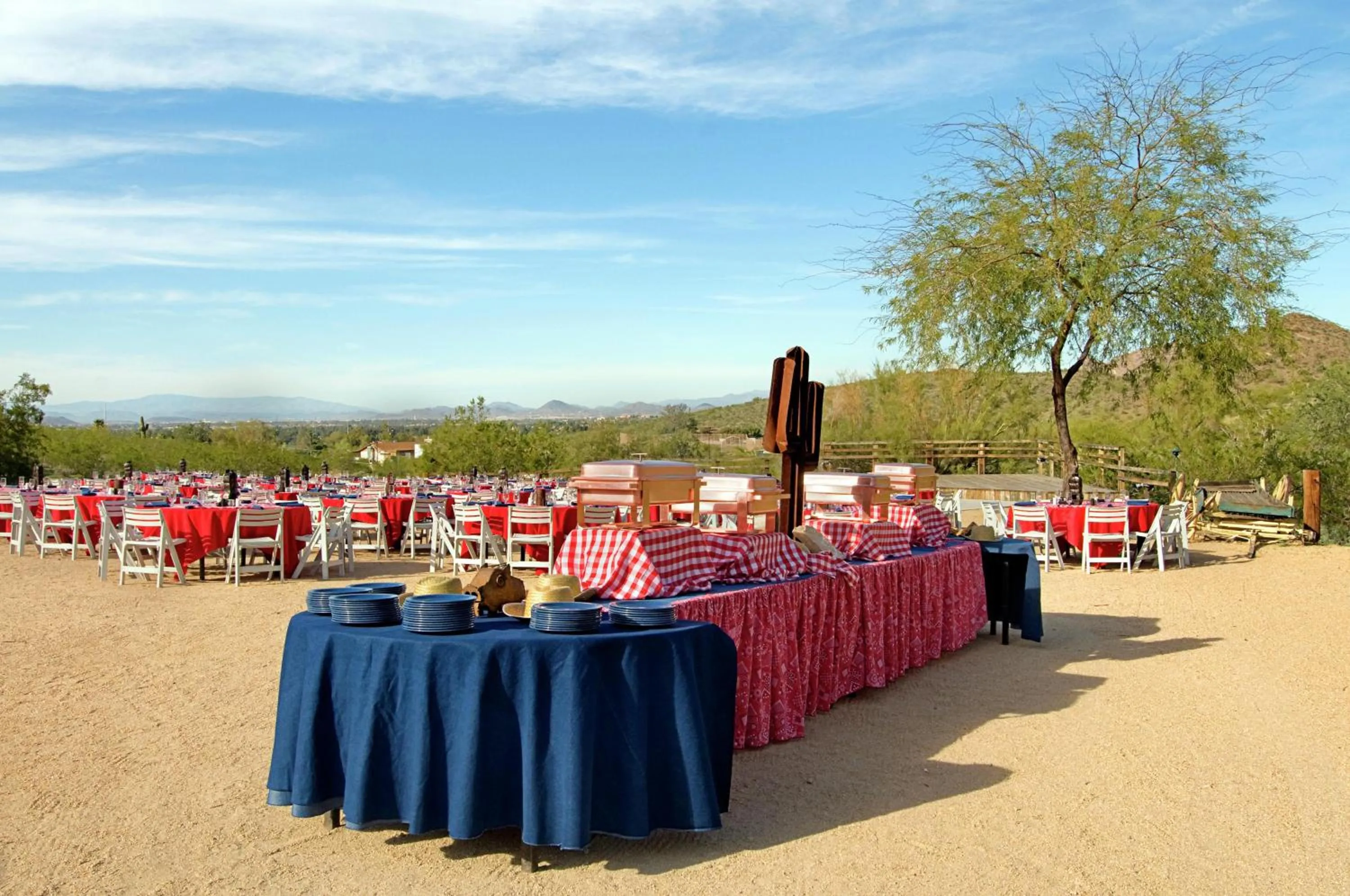 Garden in Hilton Phoenix Tapatio Cliffs Resort
