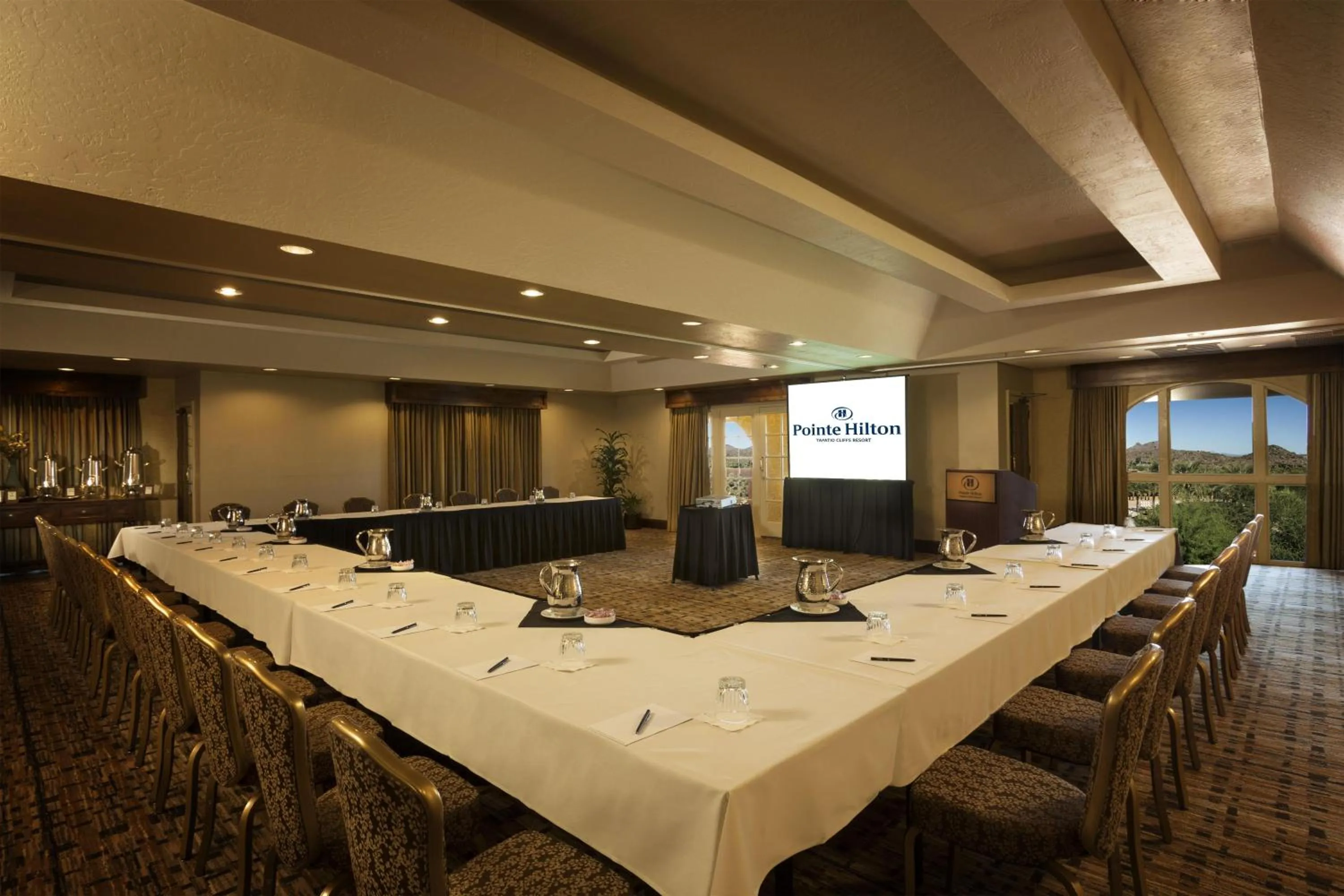 Meeting/conference room in Hilton Phoenix Tapatio Cliffs Resort