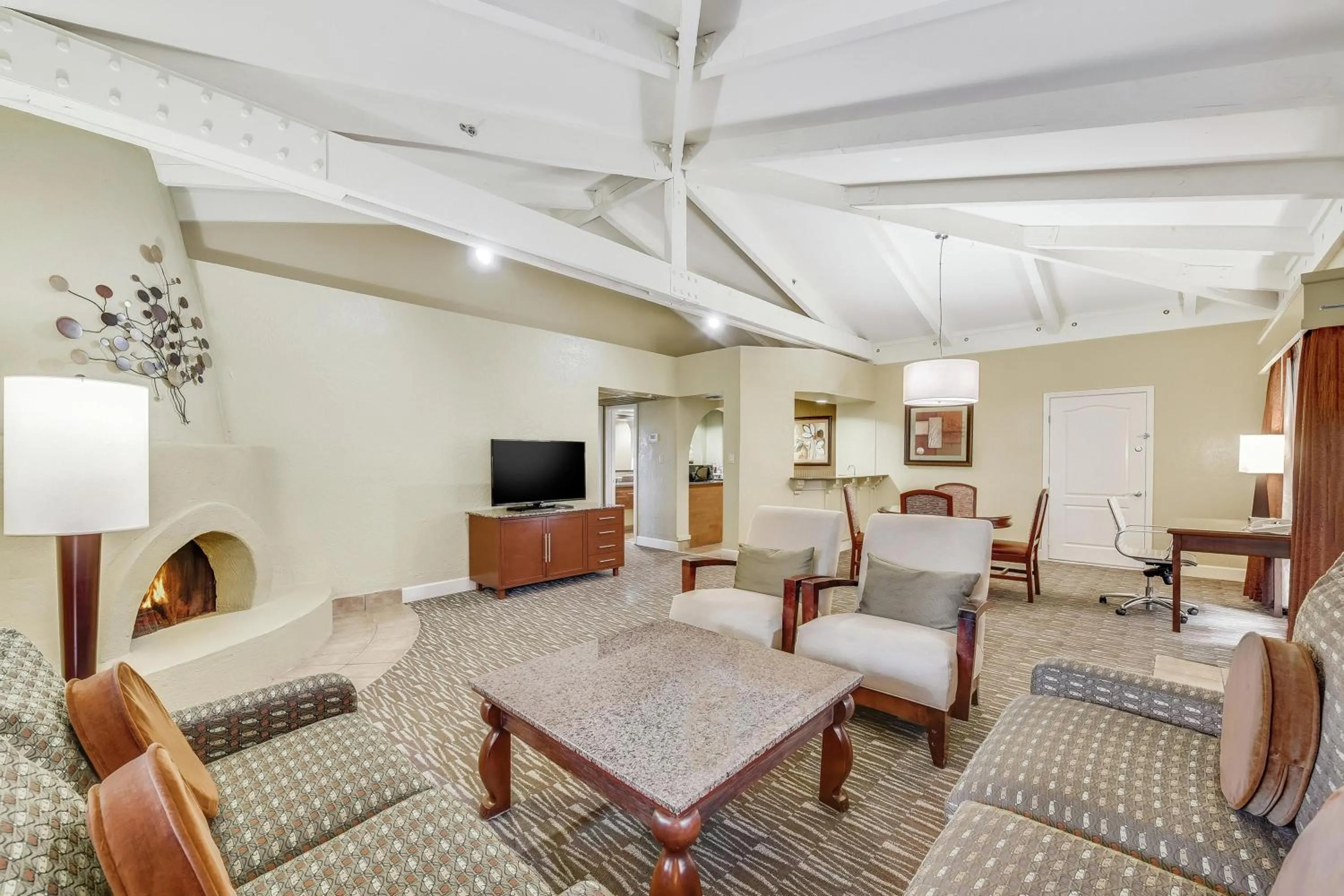 Bedroom in Hilton Phoenix Tapatio Cliffs Resort