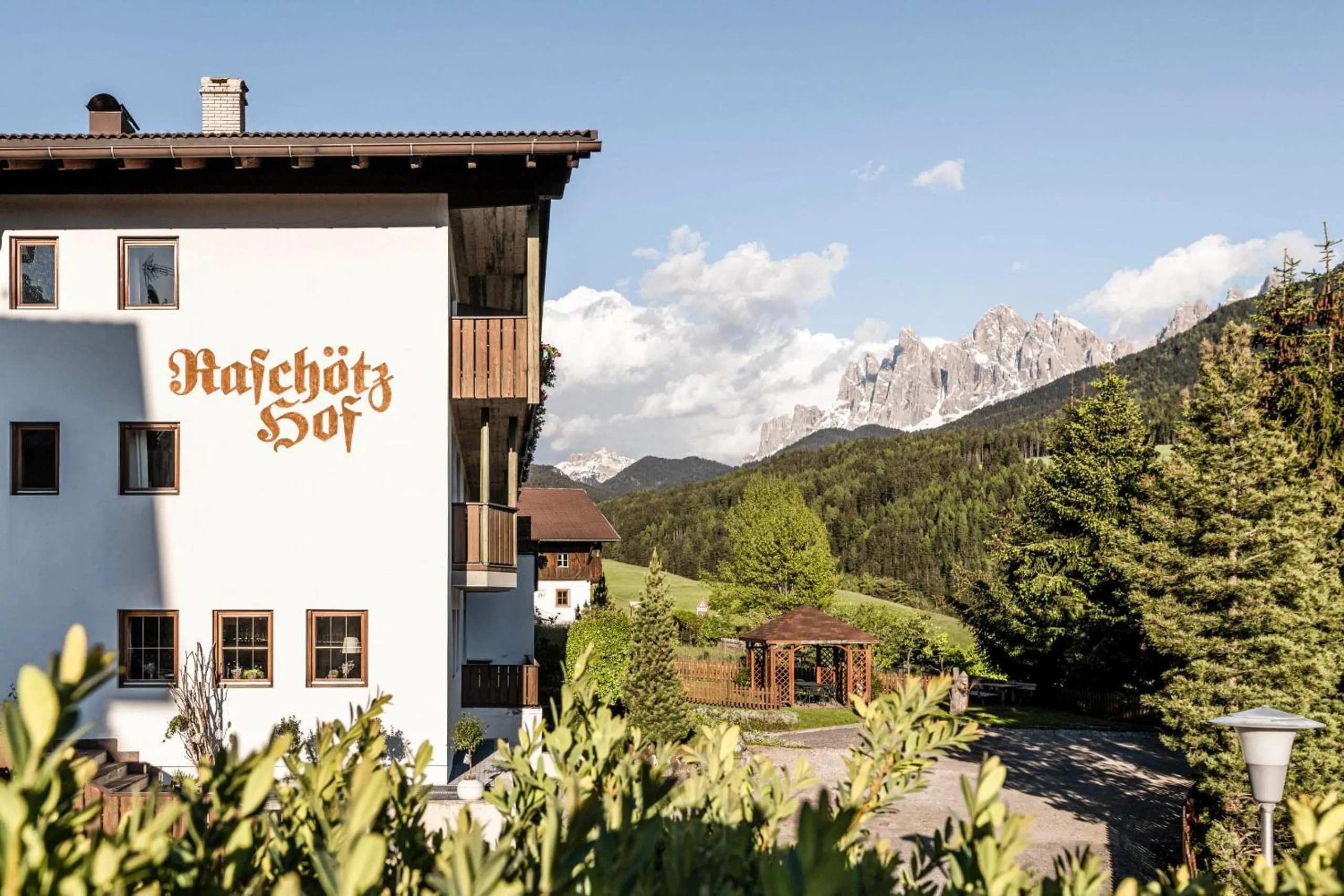 Property building in Raschötzhof