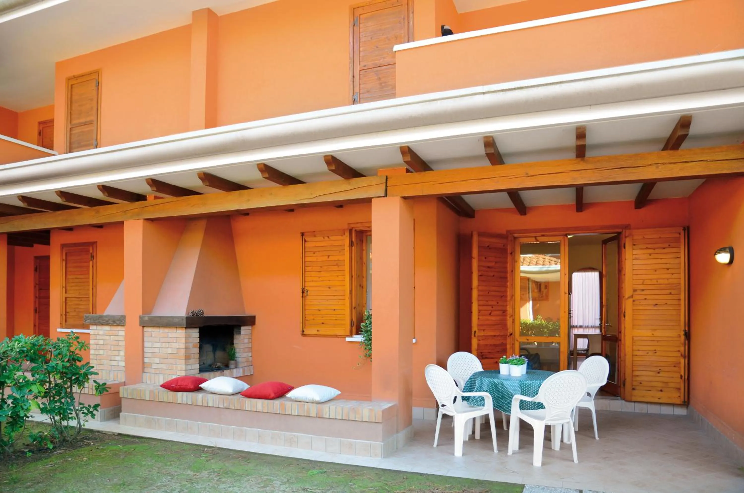 Property building in Villaggio Capistrano