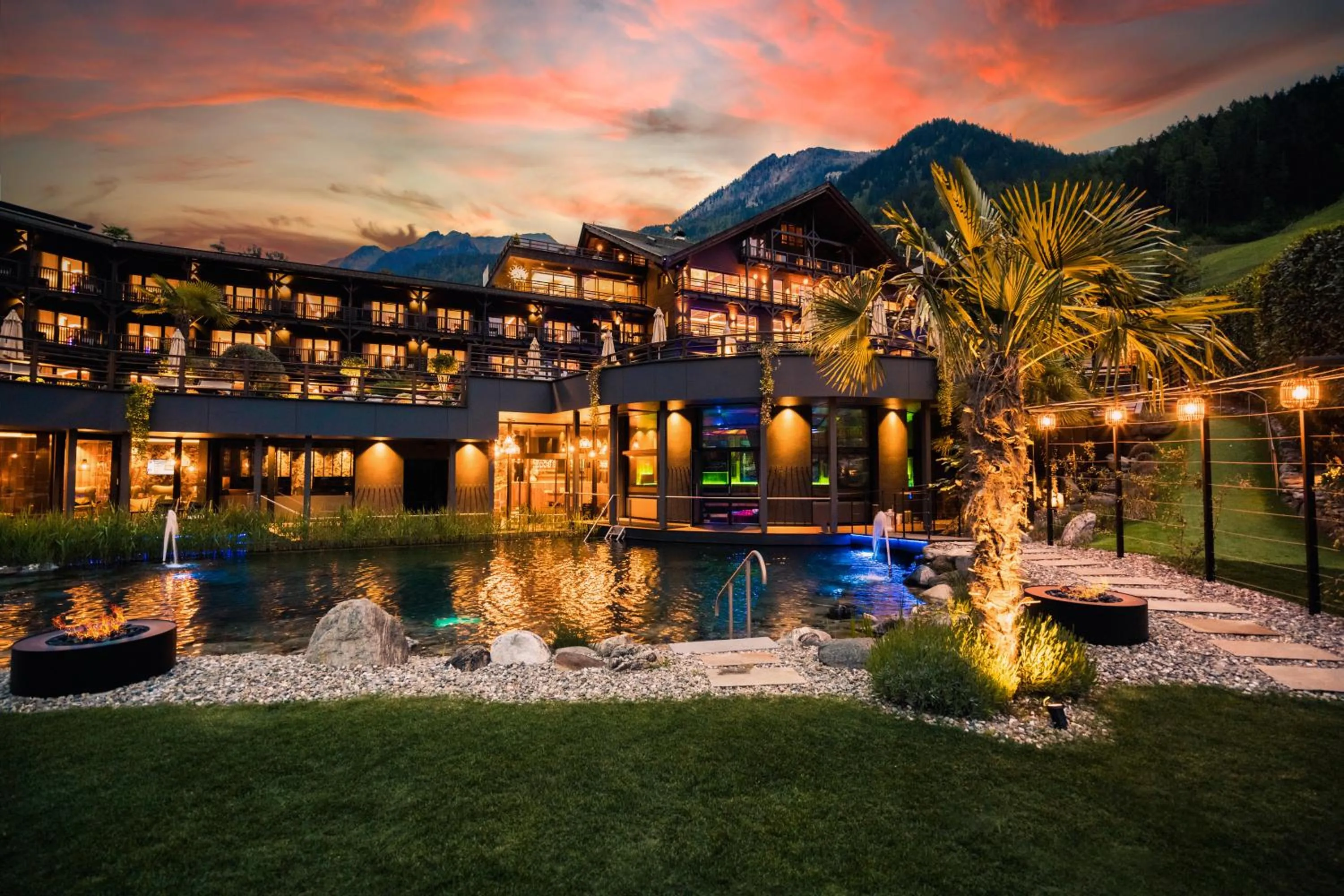 Andreus Resorts