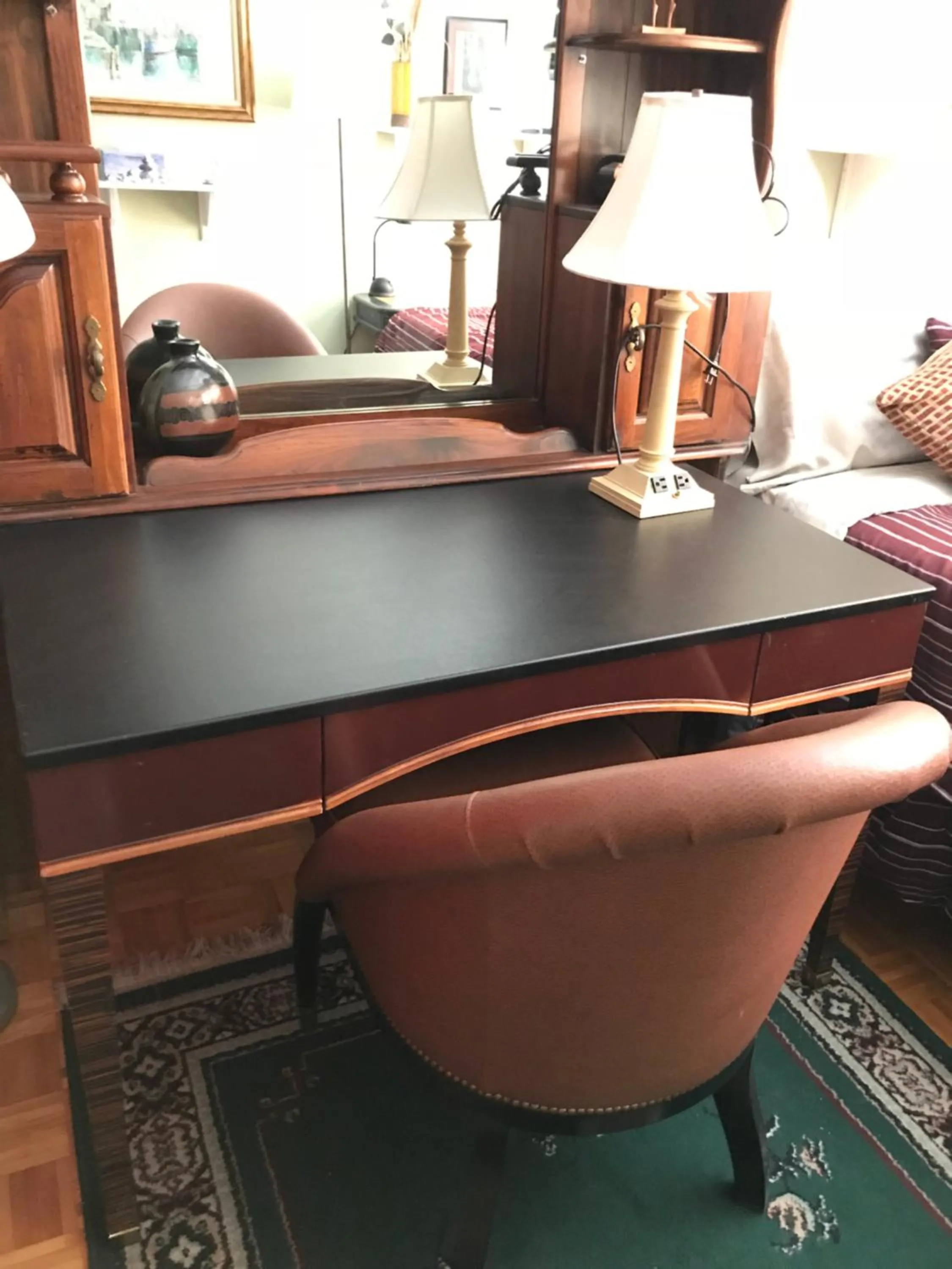 Repos & Manna Downtown Montréal