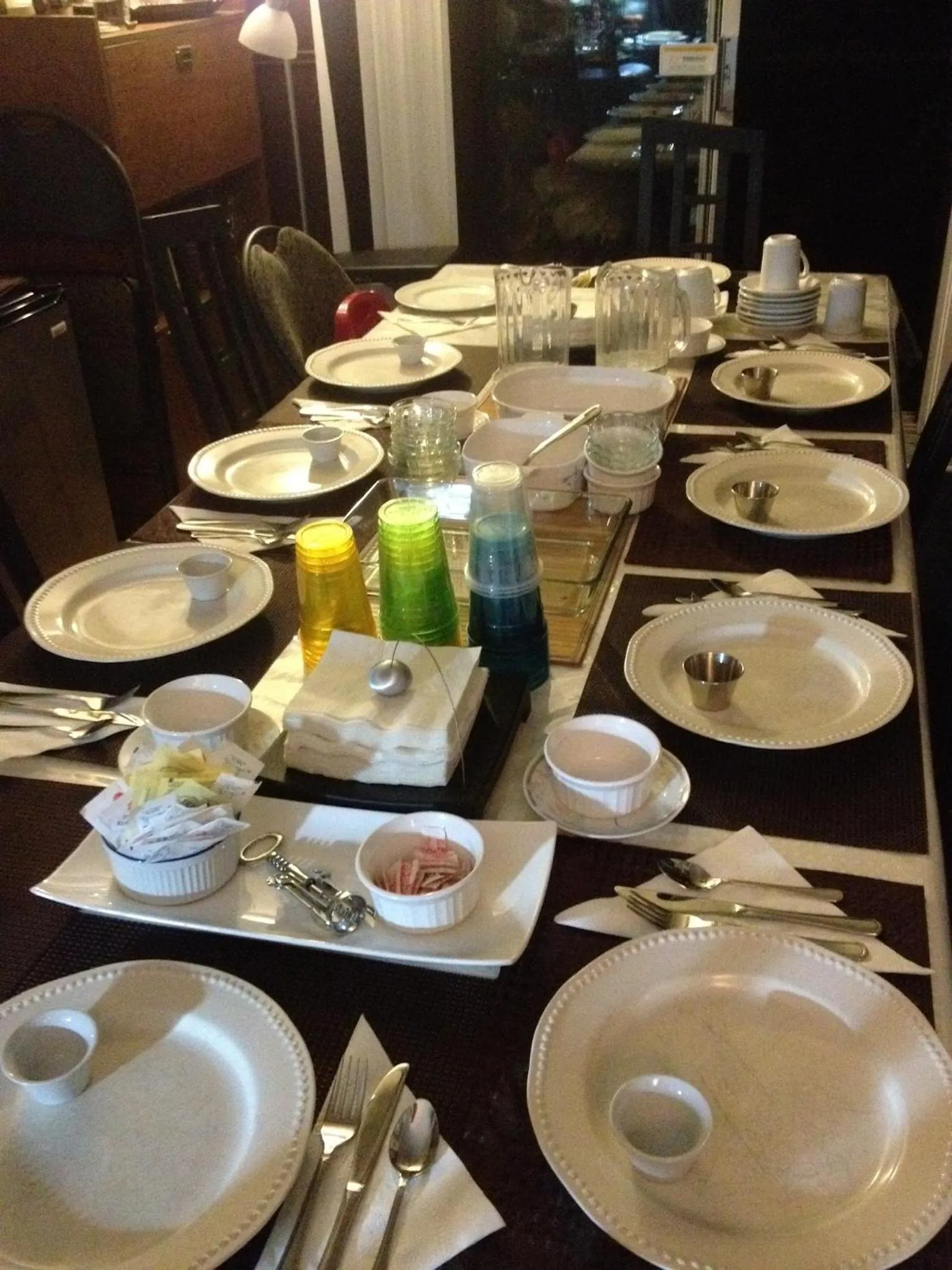 Repos & Manna Downtown Montréal