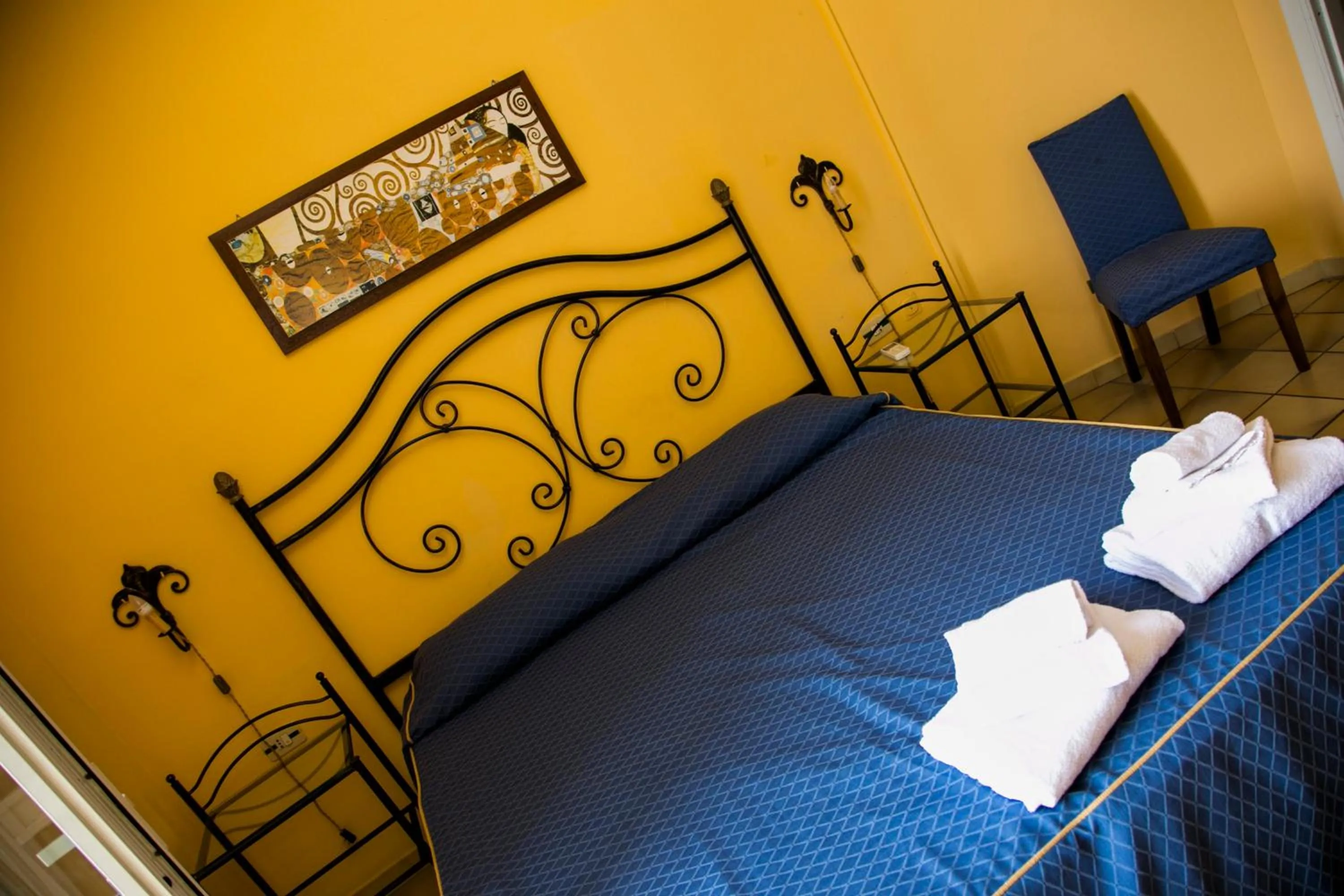 Bedroom, Bed in Life Hotels Residence dei Baroni