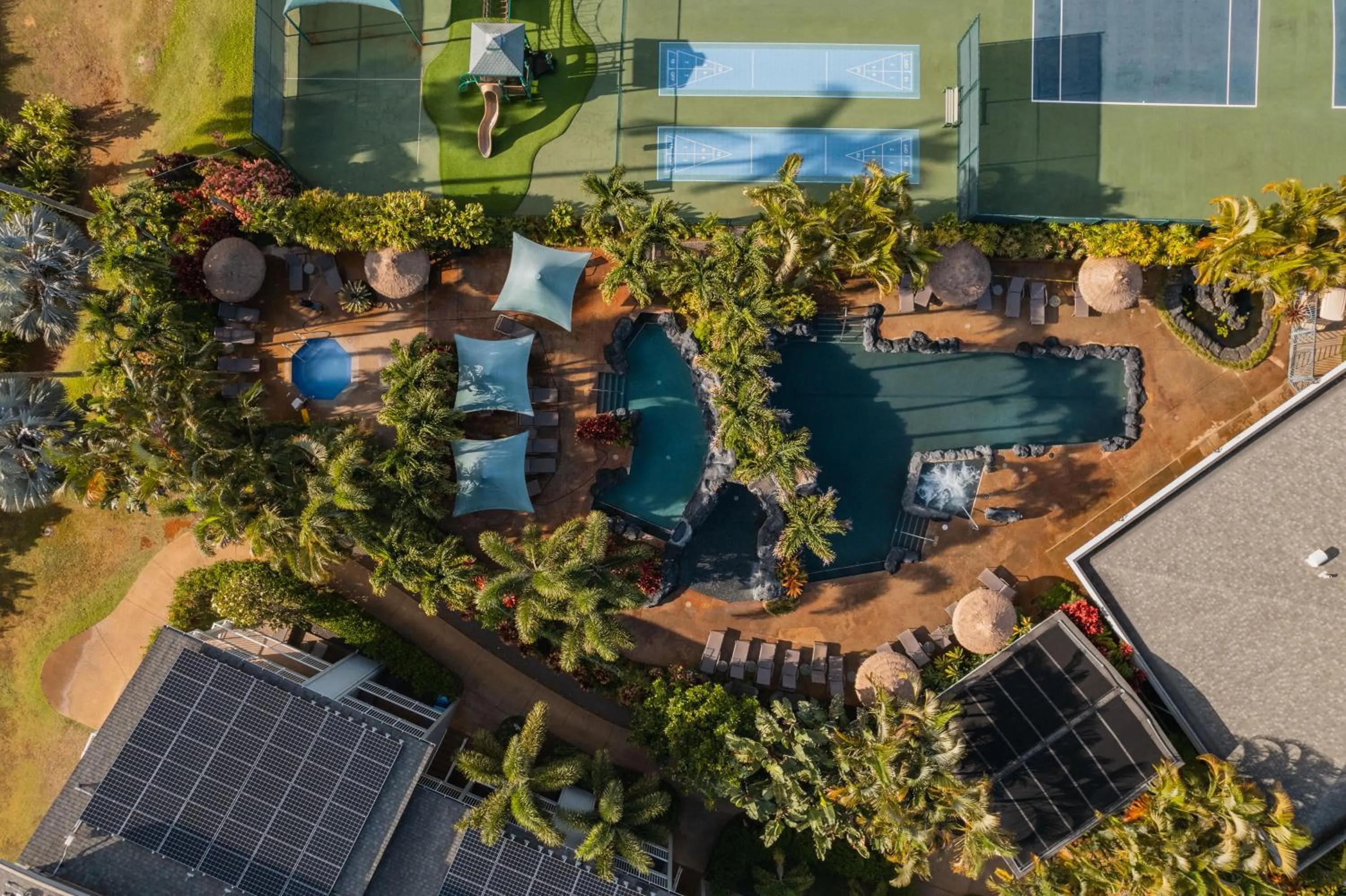 Property building in The Cliffs at Princeville