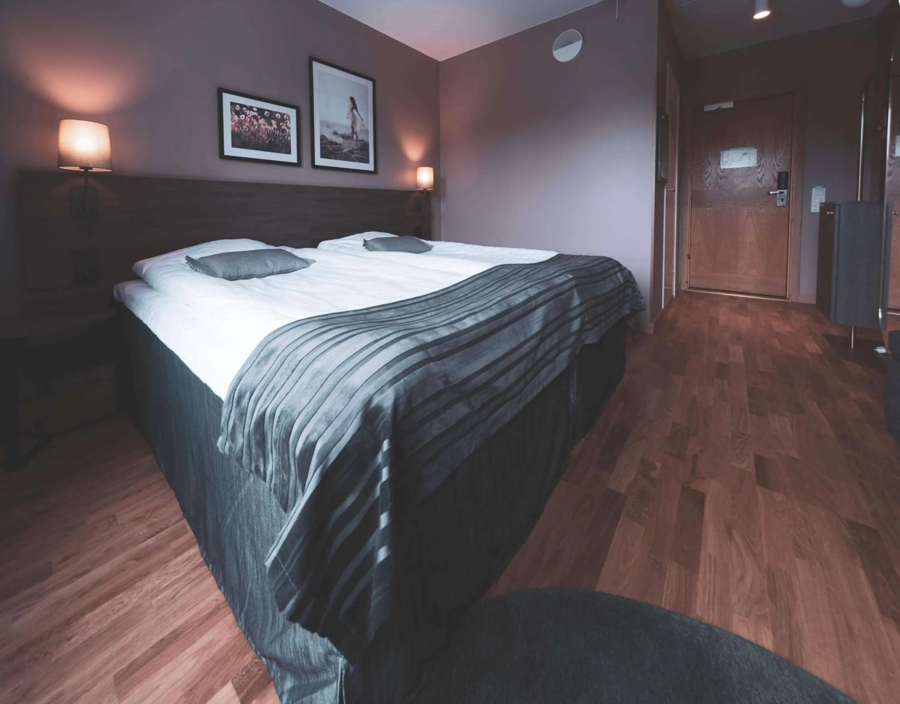 Bedroom, Bed in Scandic Hallandia