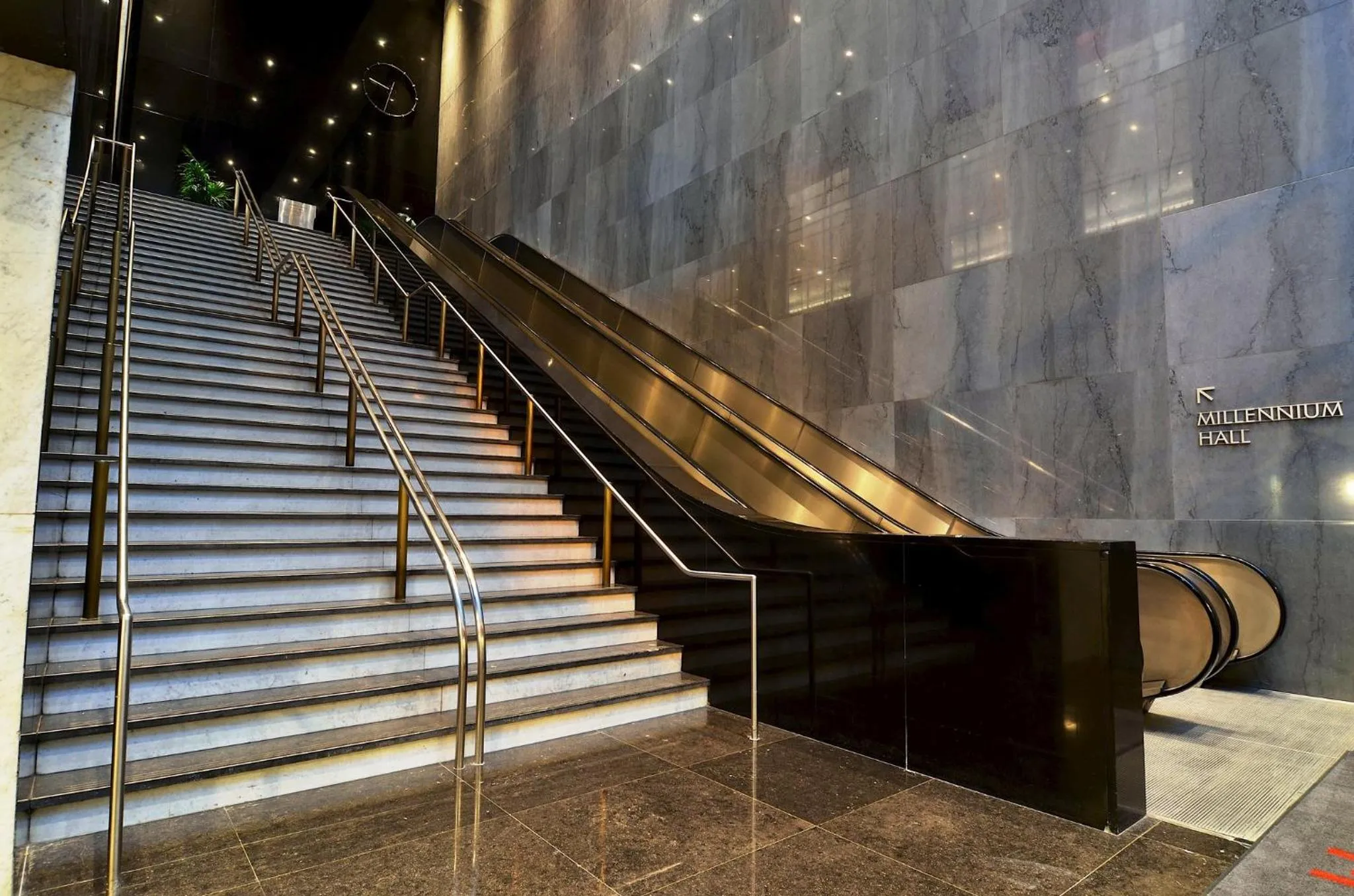 Decorative detail in Loews Philadelphia Hotel