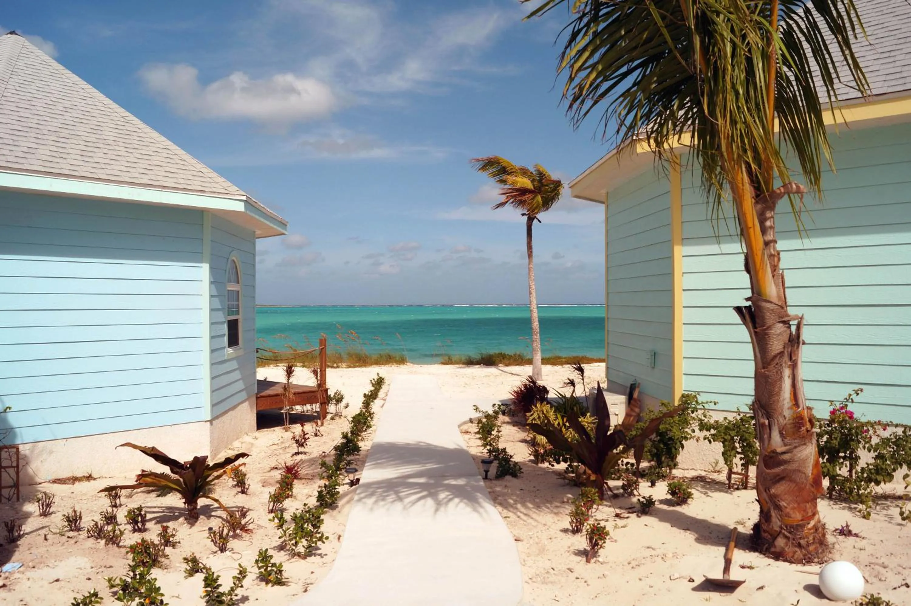 Facade/entrance in Paradise Bay Bahamas