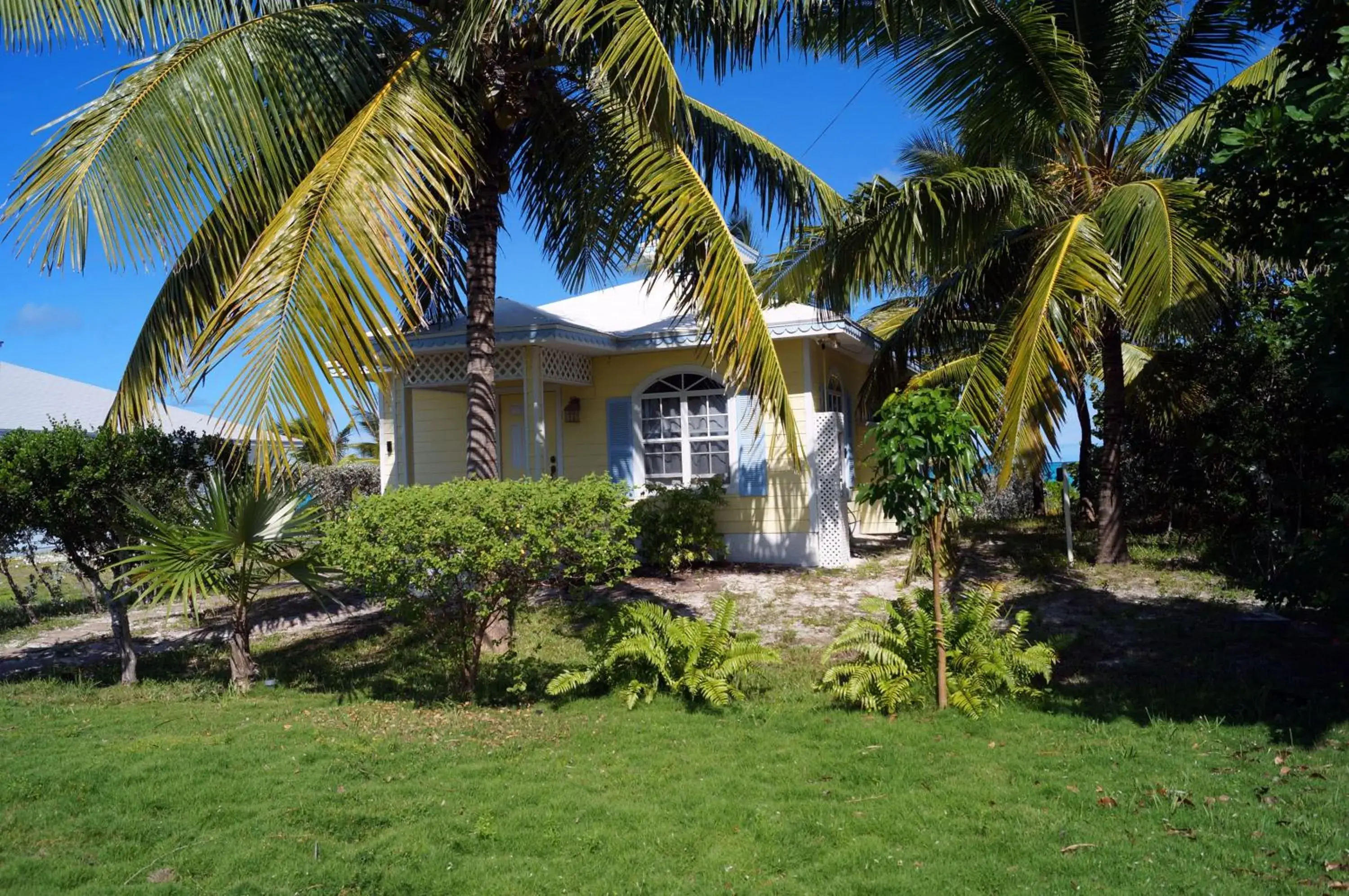 Two-Bedroom Cottage with Garden View in Paradise Bay Bahamas Two-Bedroom Cottage with Garden View in Paradise Bay Bahamas