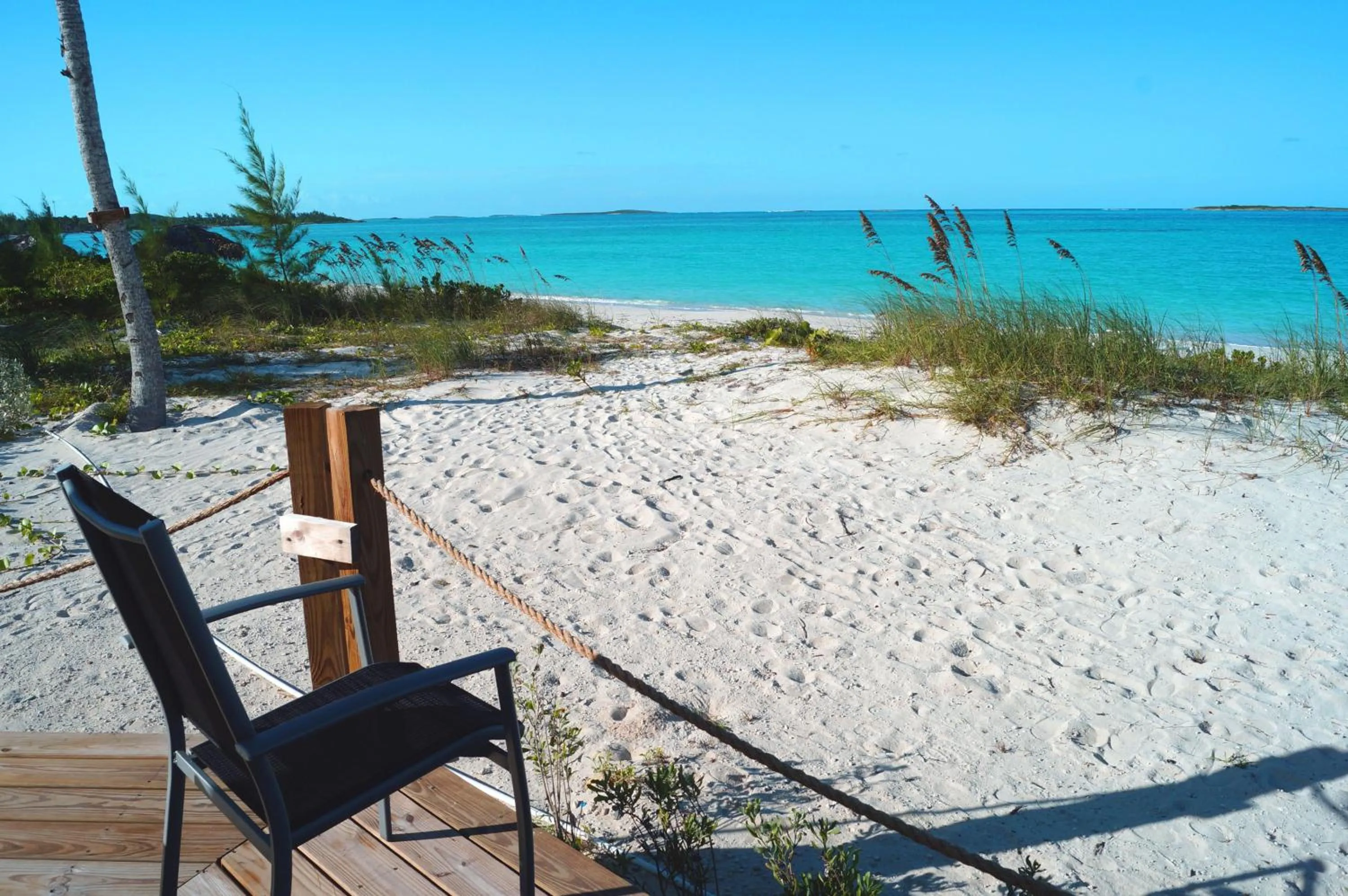 Facade/entrance in Paradise Bay Bahamas