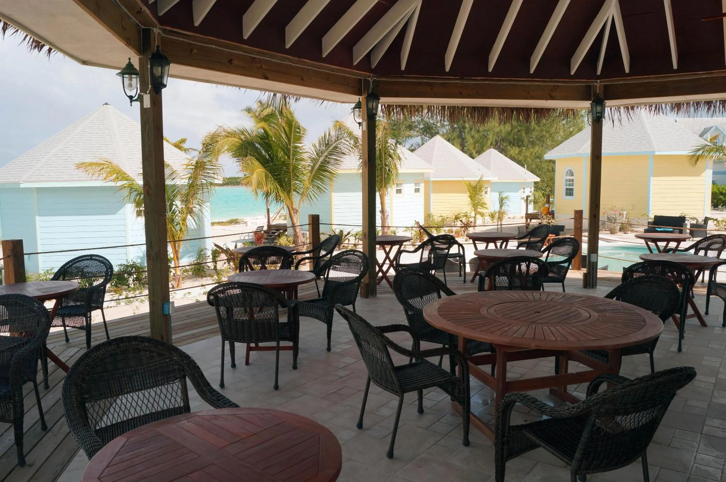Restaurant/places to eat in Paradise Bay Bahamas