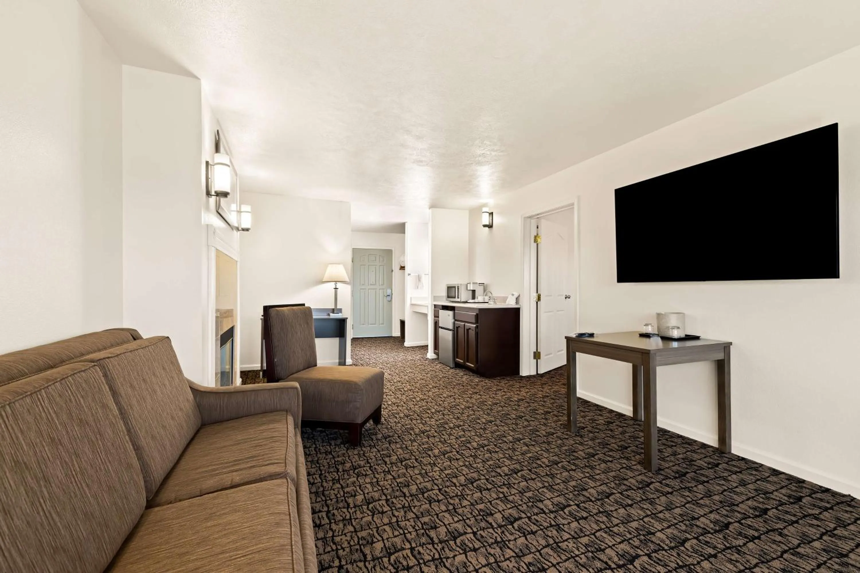 Bedroom in Best Western El Centro Inn