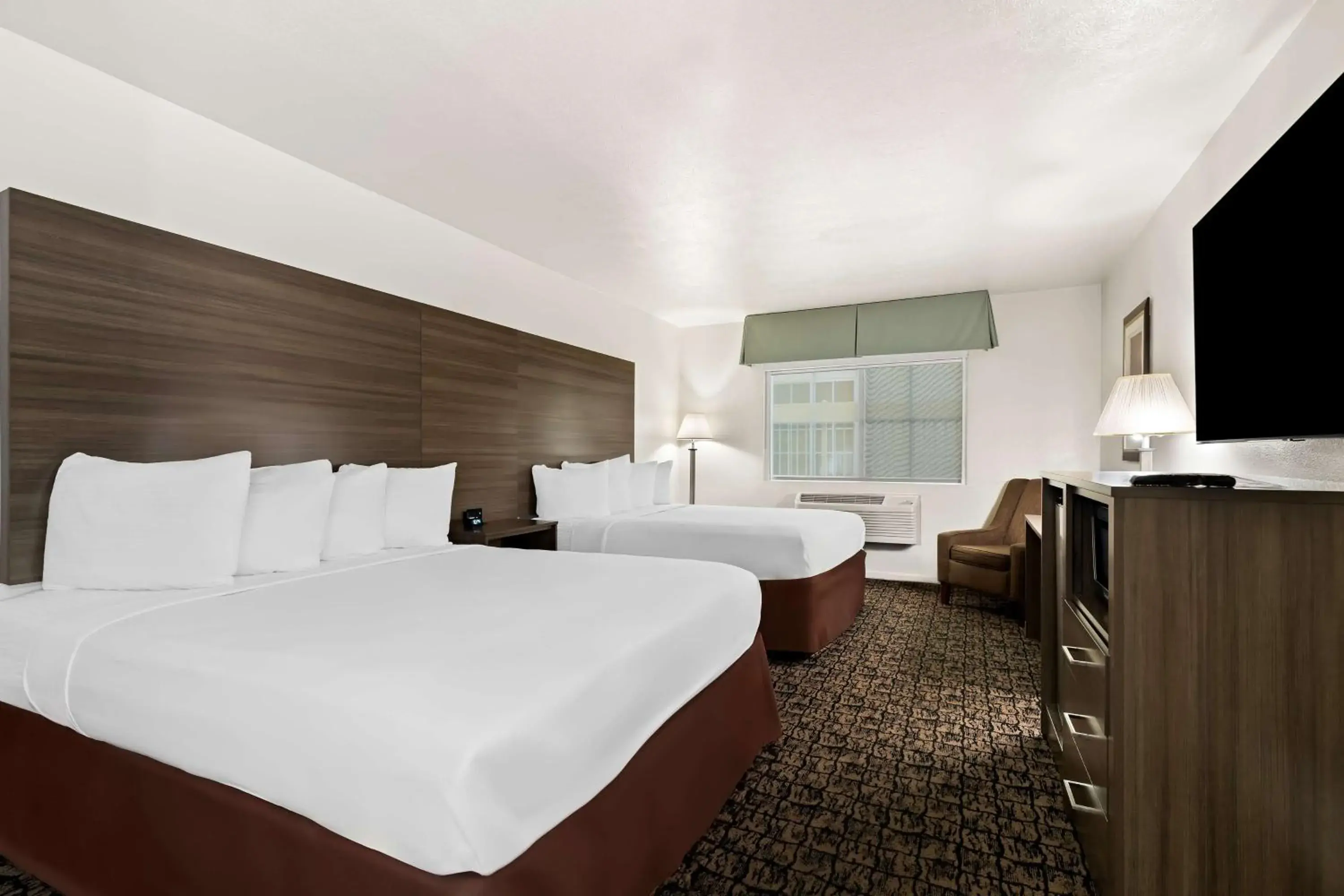 Queen Room with Two Queen Beds - Non-Smoking in Best Western El Centro Inn Queen Room with Two Queen Beds - Non-Smoking in Best Western El Centro Inn