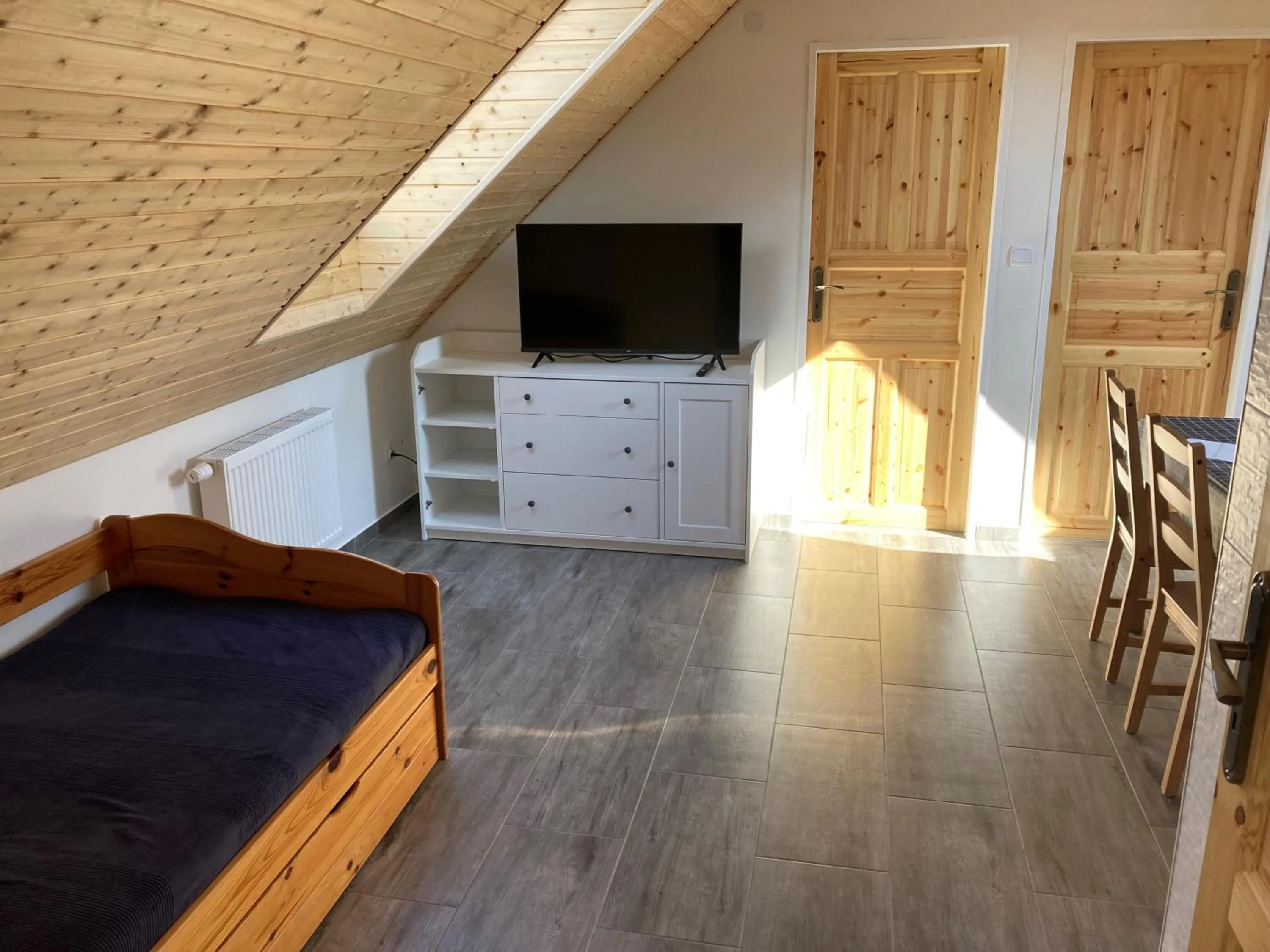 TV and multimedia, Bed in Pension Pošta