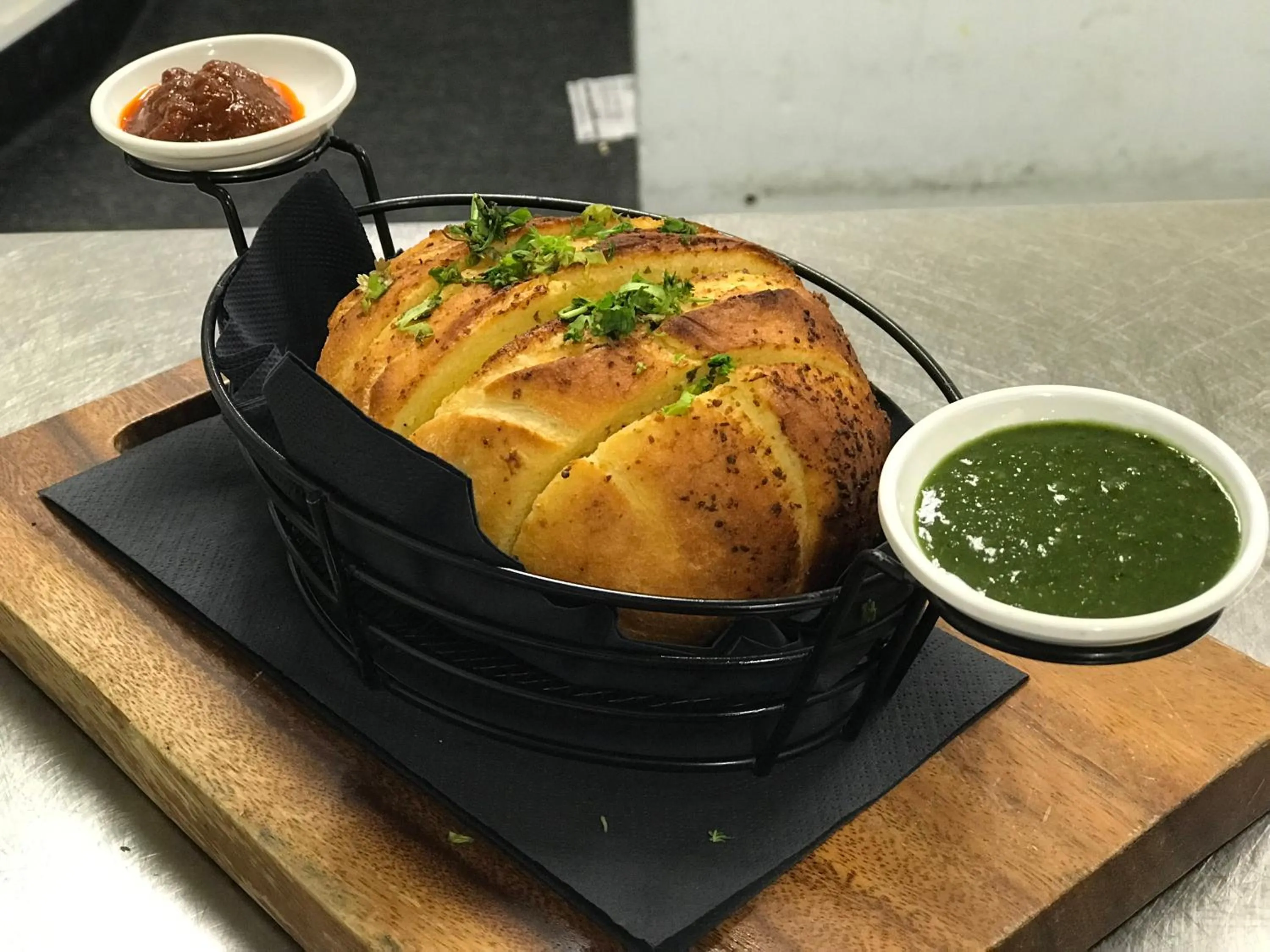 Horse and Jockey Inn